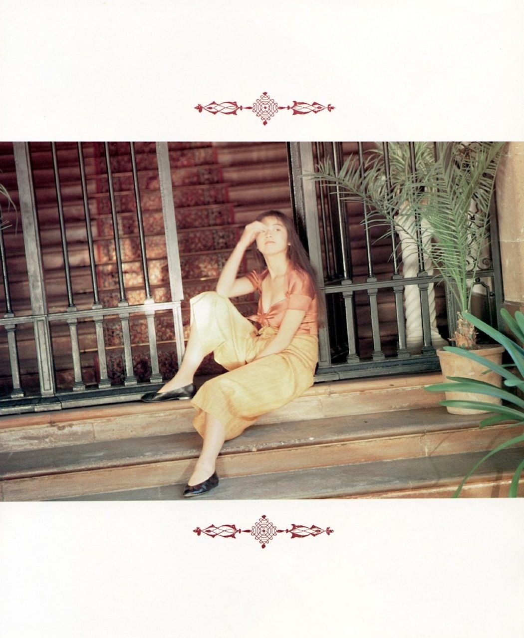 高冈早纪 COVER ROMANCERO [65P]