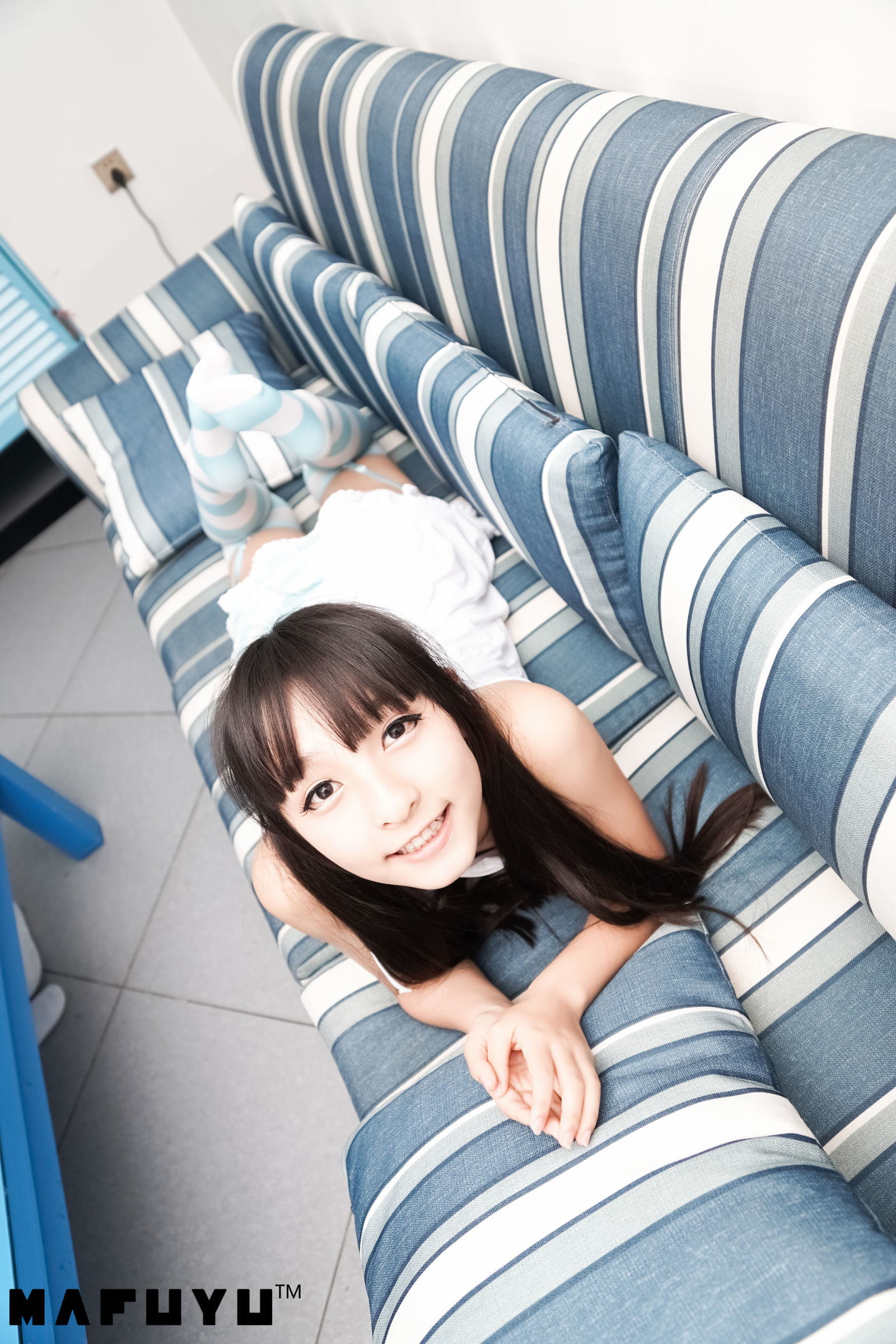 [萝莉COS] 神楽坂真冬 蓝白条纹系列套图 [95P]