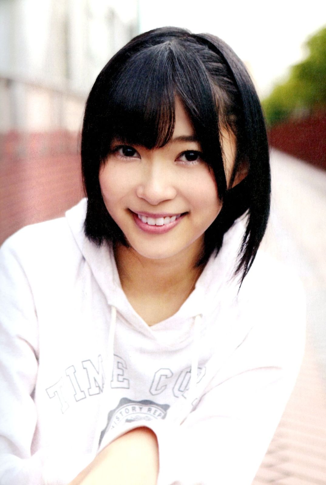 指原莉乃 『さしこ』写真集 出版社 講談社 [51P]