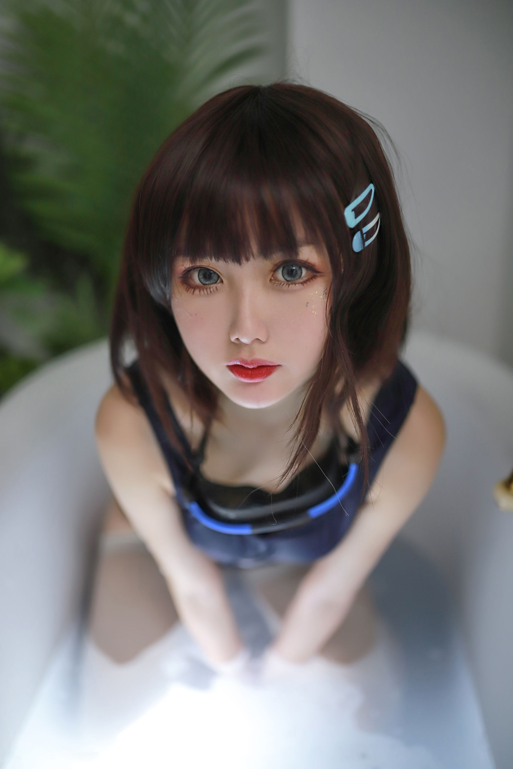 [Cosplay写真] 动漫博主您的蛋蛋 – 夏日泳装 浴缸 [40P]