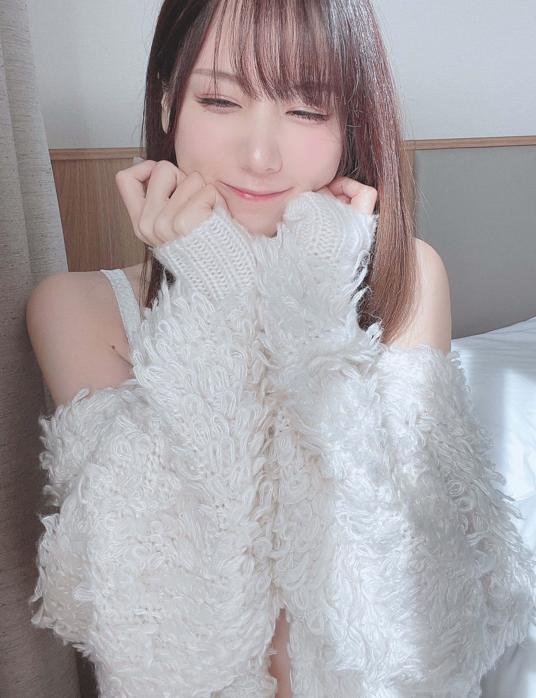 日本甜美COSERけんけん[fantia] 20211120-温泉旅おまけ️+まっしろでふわふわ [23P]