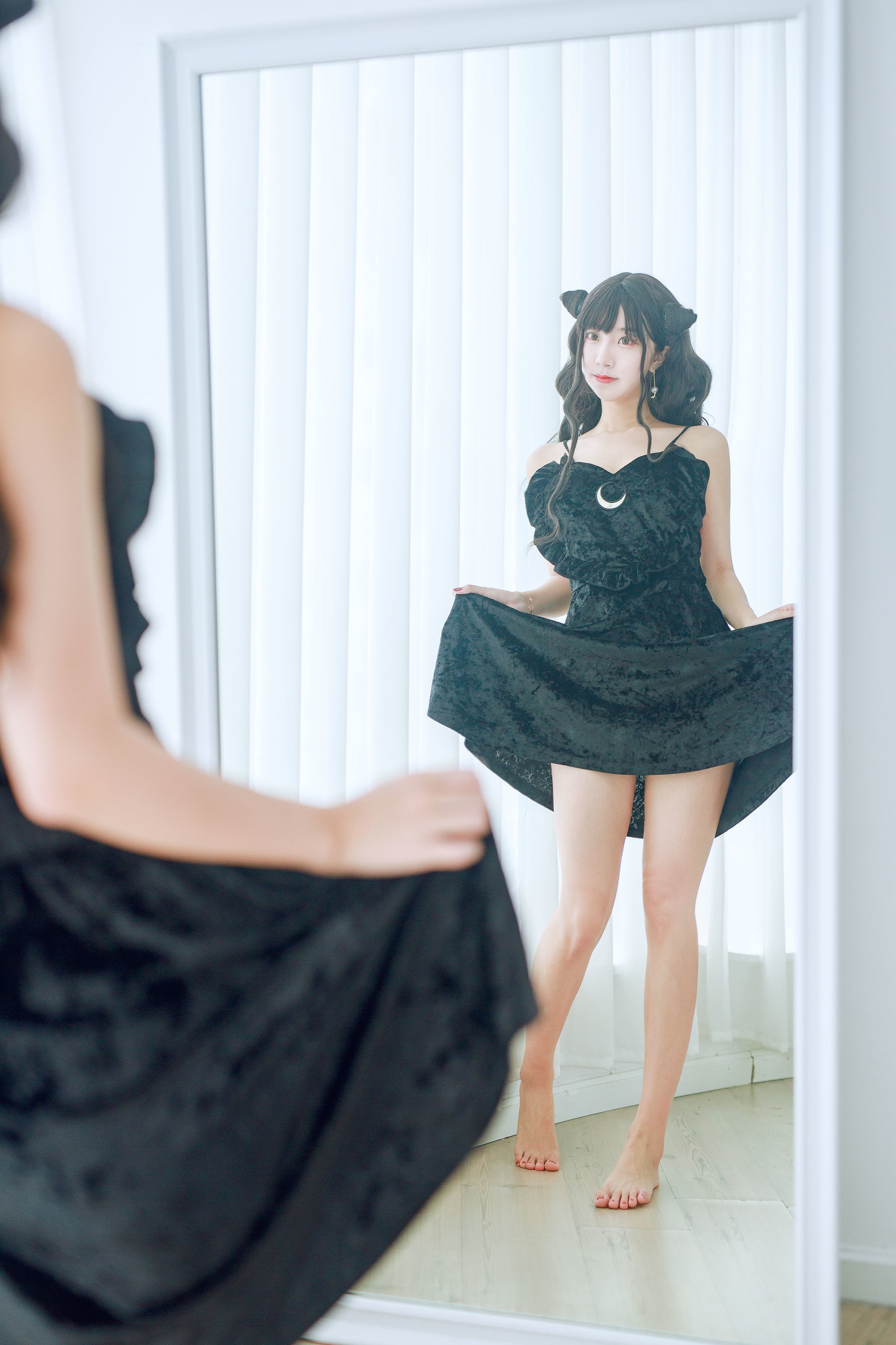 [萝莉COS] 黑川 – 小恶魔黑裙子 [31P]