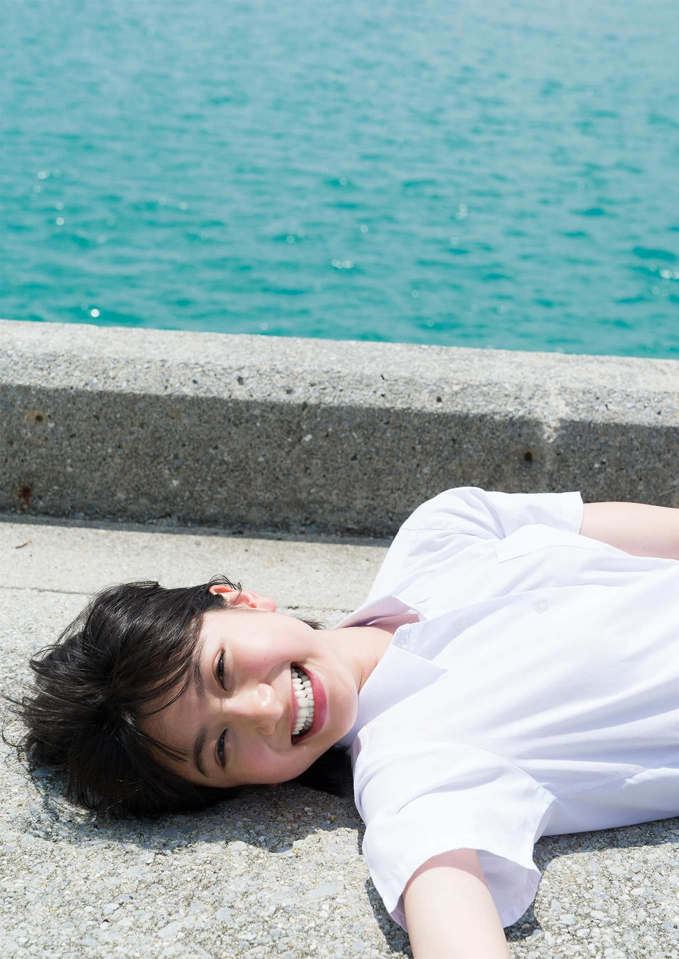 Ikema Natsumi 池間夏海写真集 「なつみ」写真集 [34P]