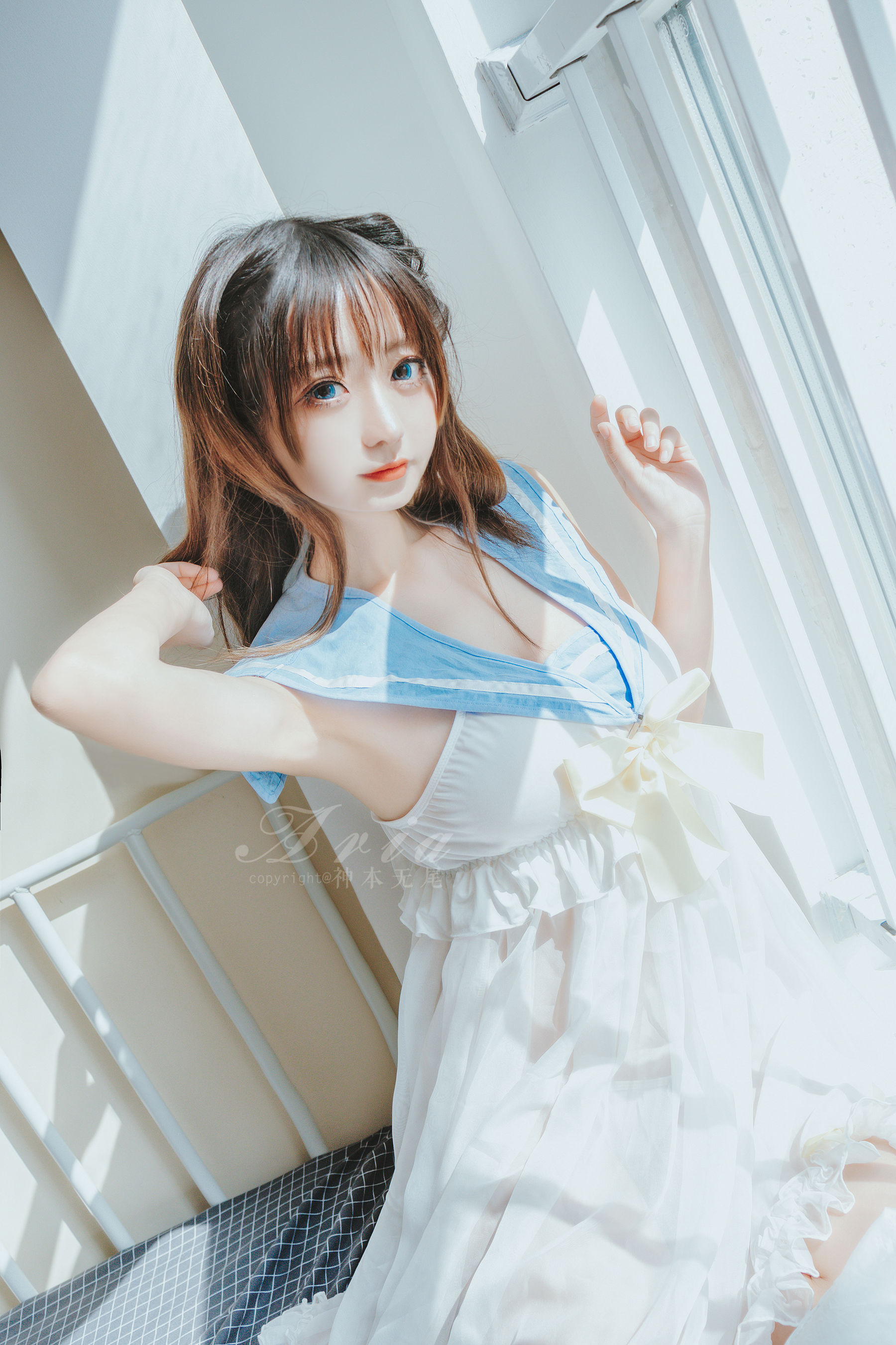 神本无尾_Aria – 蓝色睡裙 [9P]