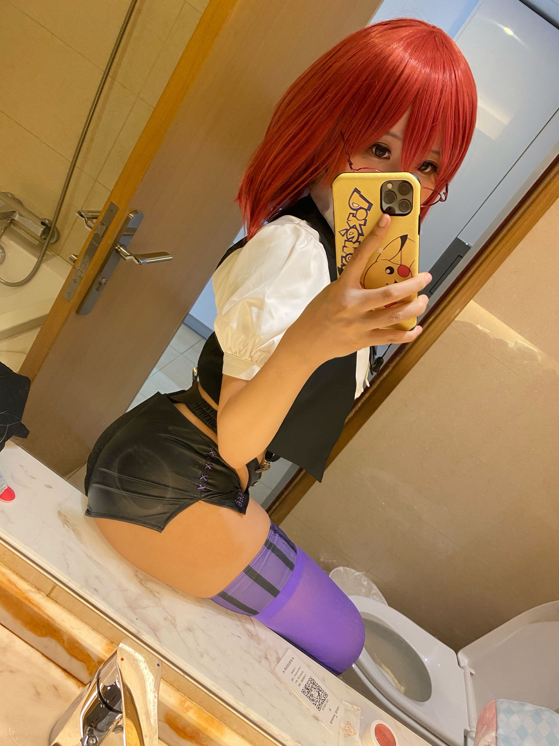 萌妹子Coser摇摇乐yoyo – 魔女 [65P]