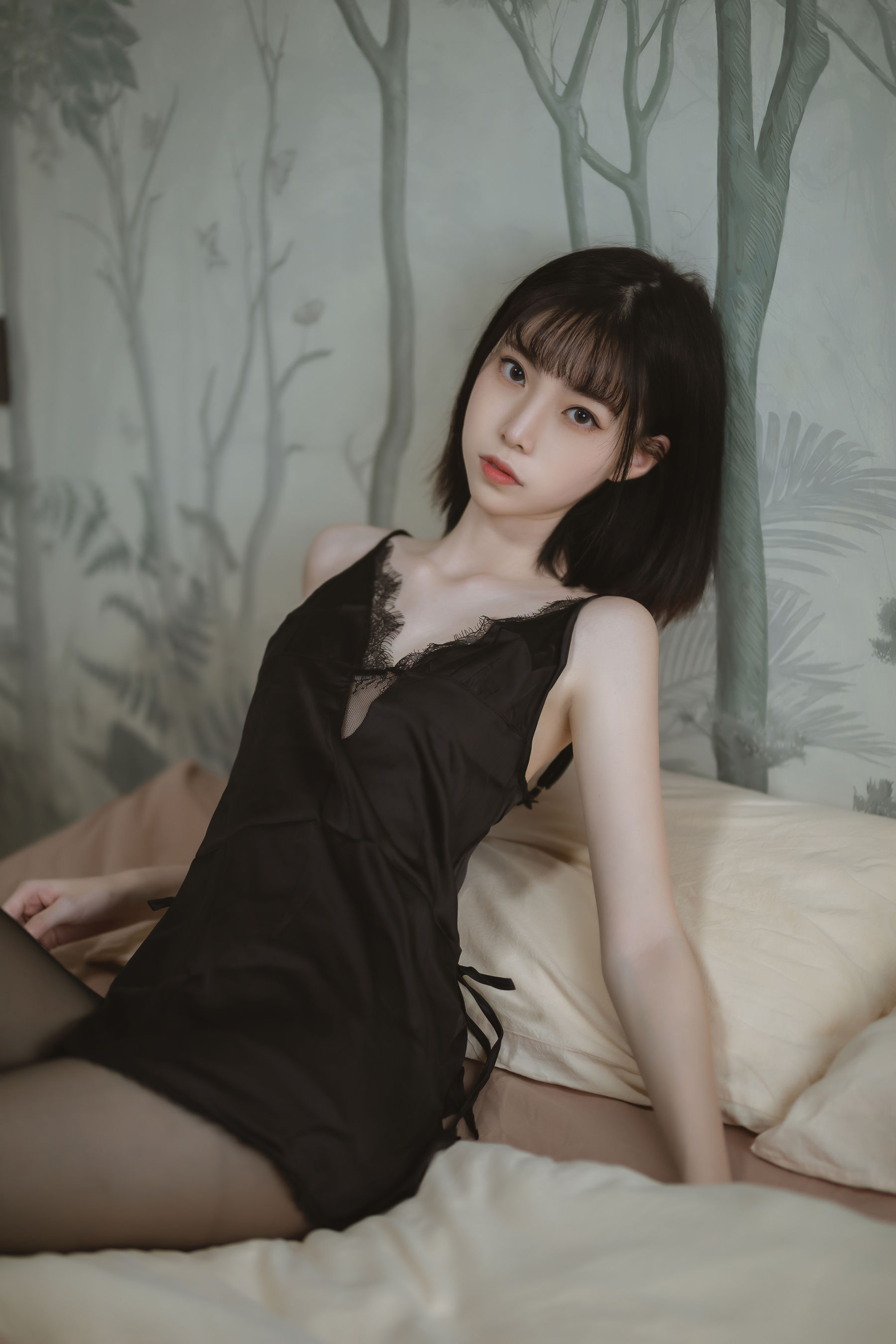 许岚 – 黑色蕾丝睡衣 [40P]