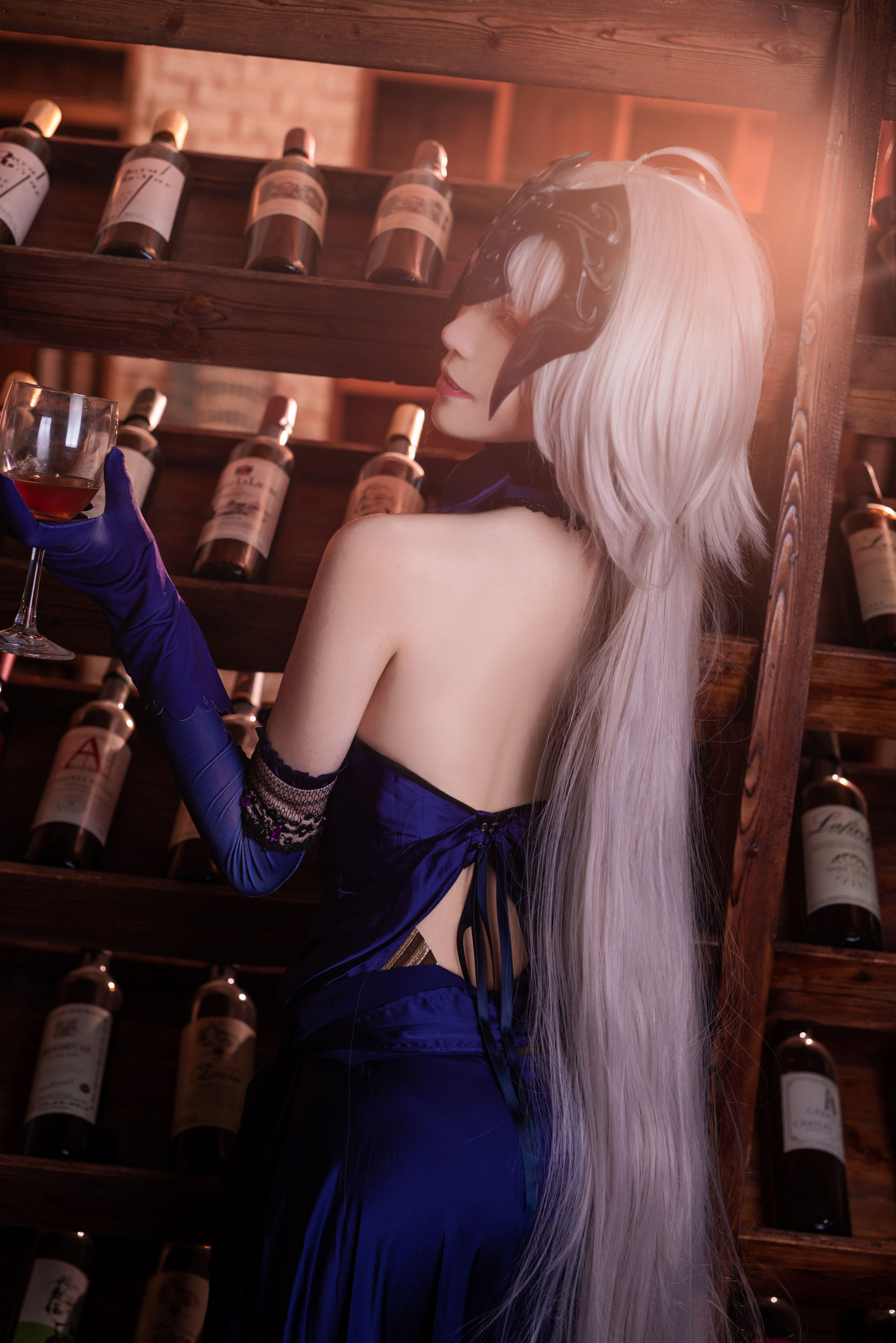 长腿Coser青青子Js 黑贞，圣夜的晚餐 [11P]