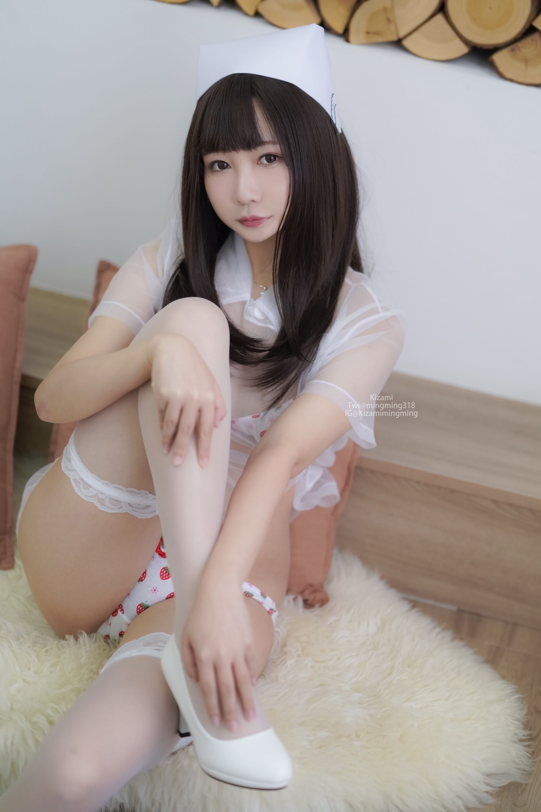 [銘銘Kizami] fantia なぜ私をずっと見ていますか？(9.6) [25P]