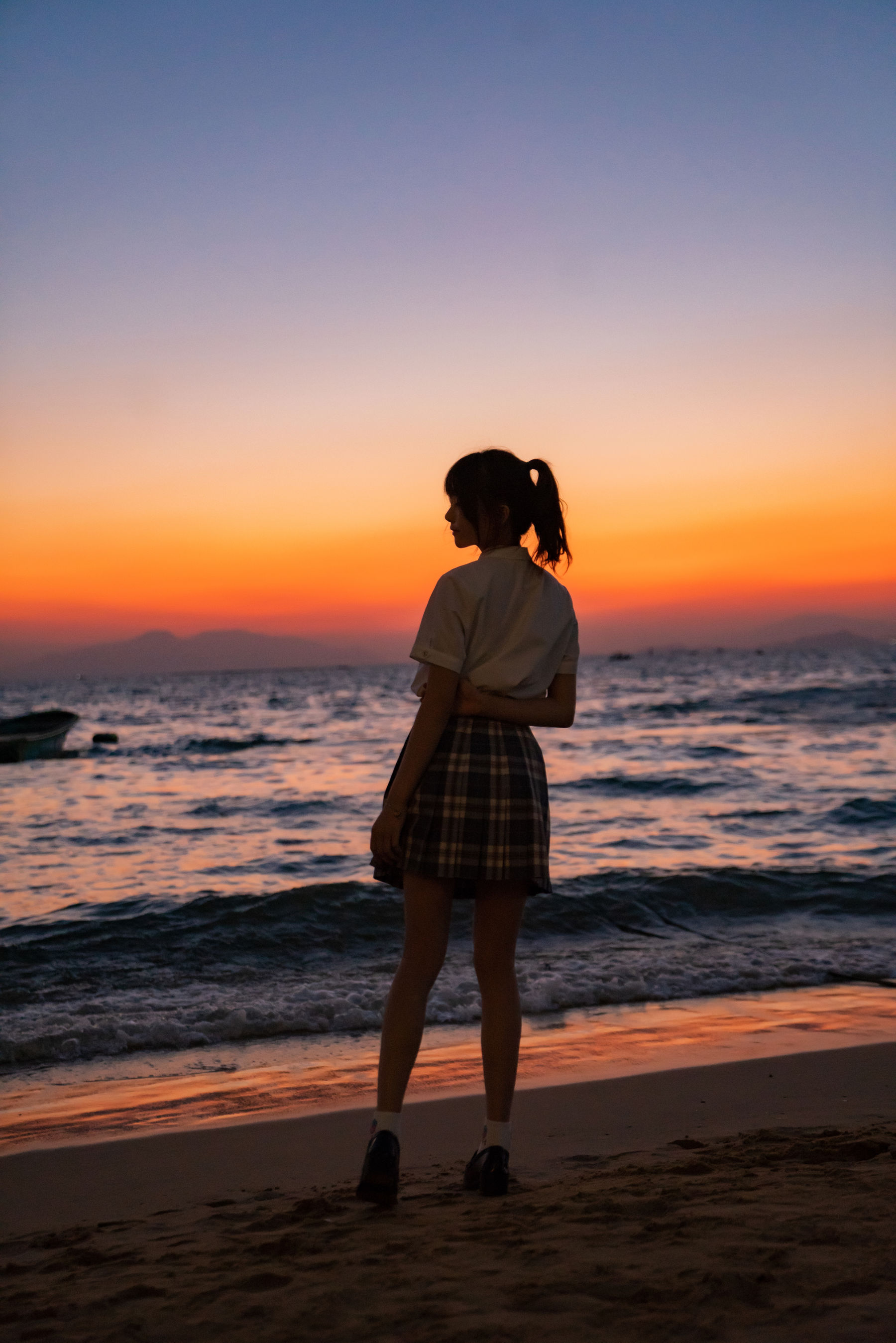 桜桃喵 – 逐海 [17P]