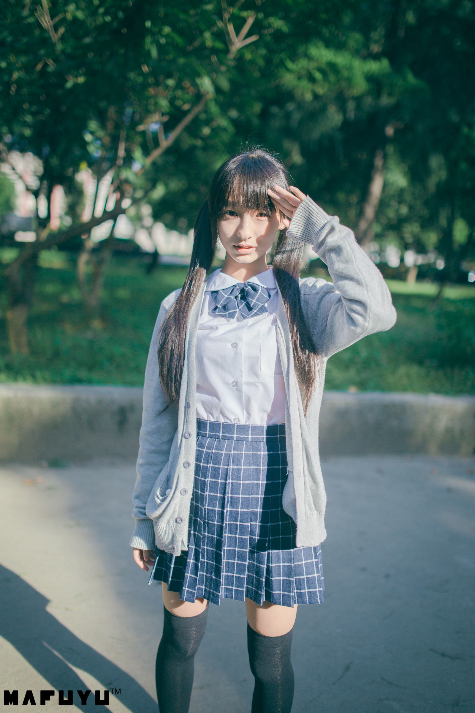 [萝莉COS] 神楽板真冬 阳光校服系列套图 [79P]