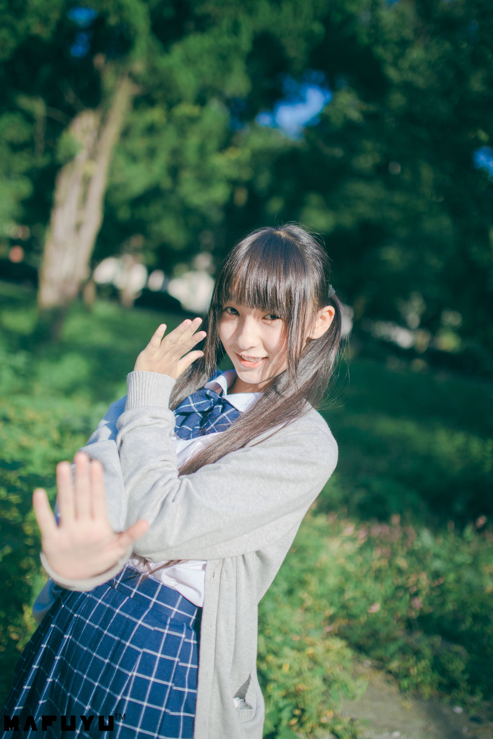 [萝莉COS] 神楽板真冬 阳光校服系列套图 [79P]