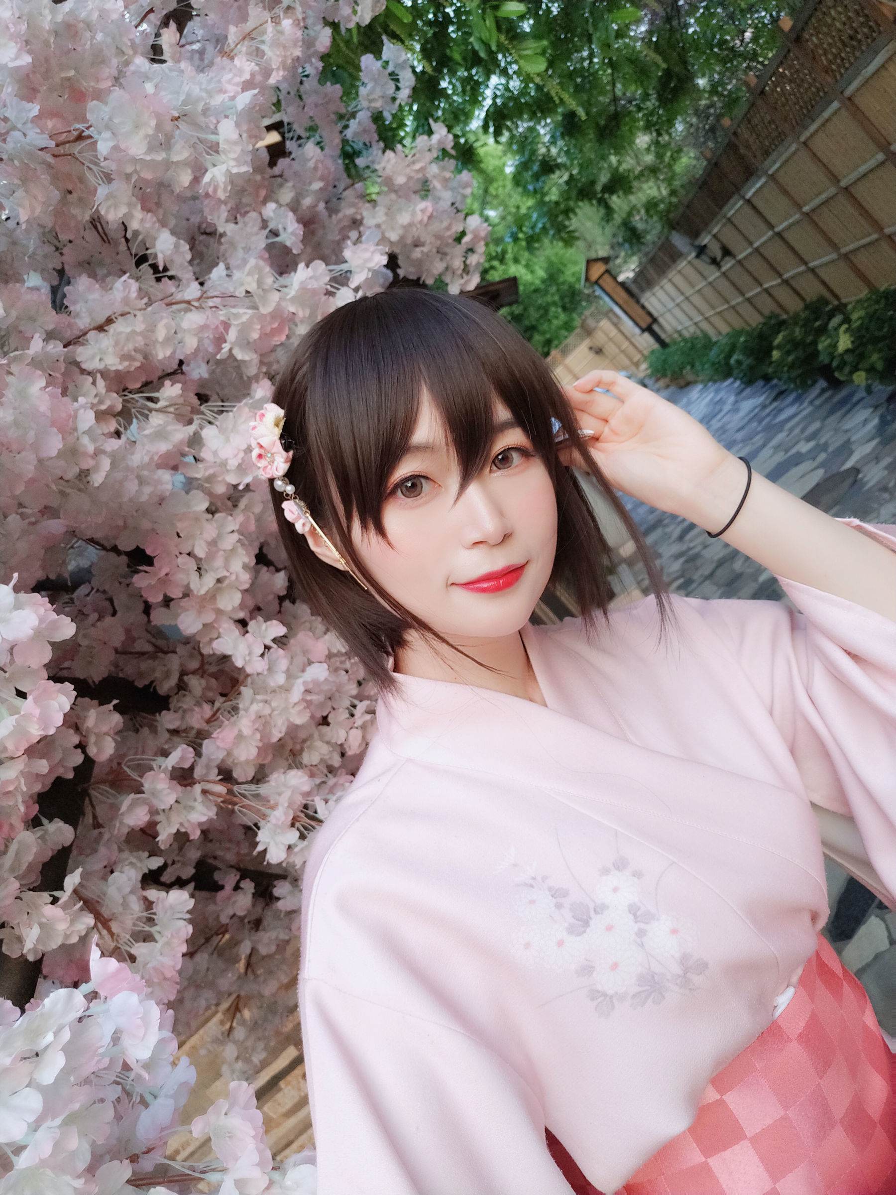 [萝莉COS] 白银 – 和服温泉 [40P]