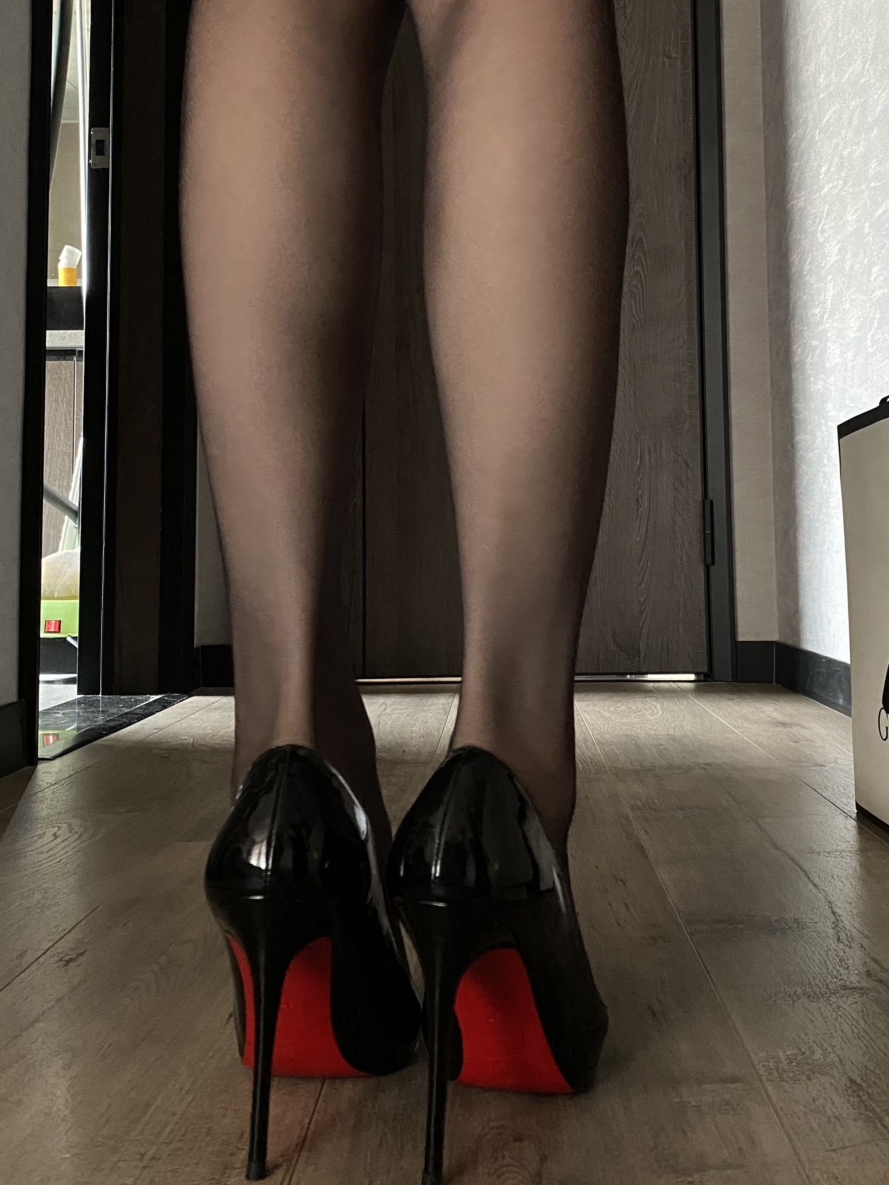 丝足博主麋鹿_Monroe 2020.09.06 独爱 [25P]