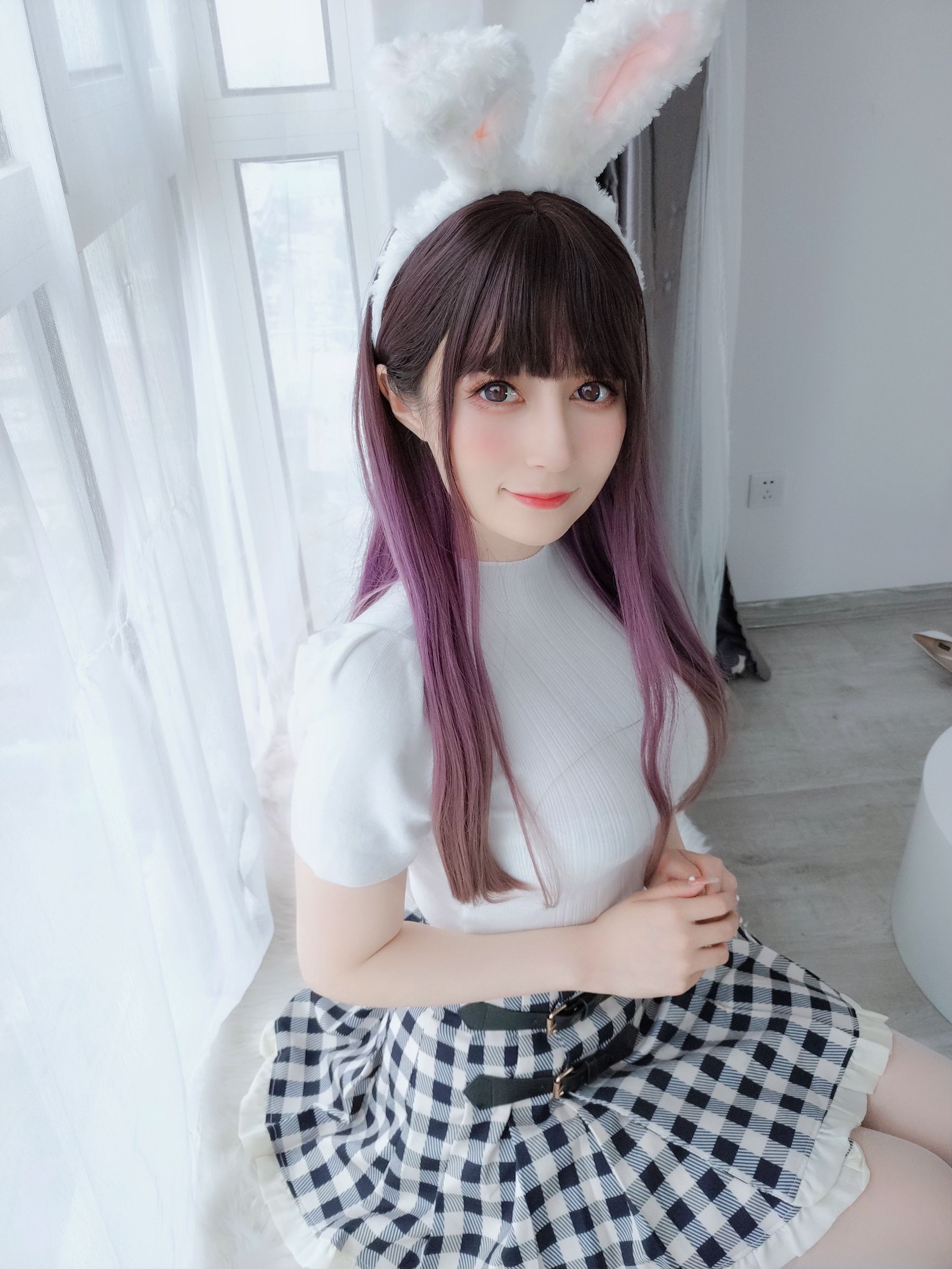 Coser小姐姐白银 – 白丝兔女郎 [168P]