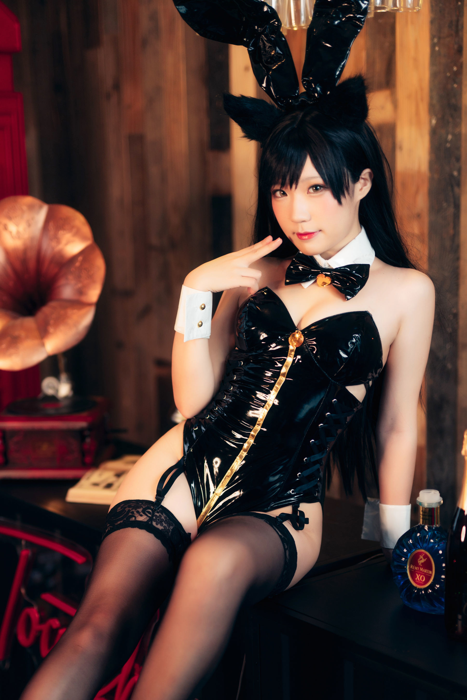 动漫博主Mime弥美 Azurlane Atago BUNNY ver [18P]