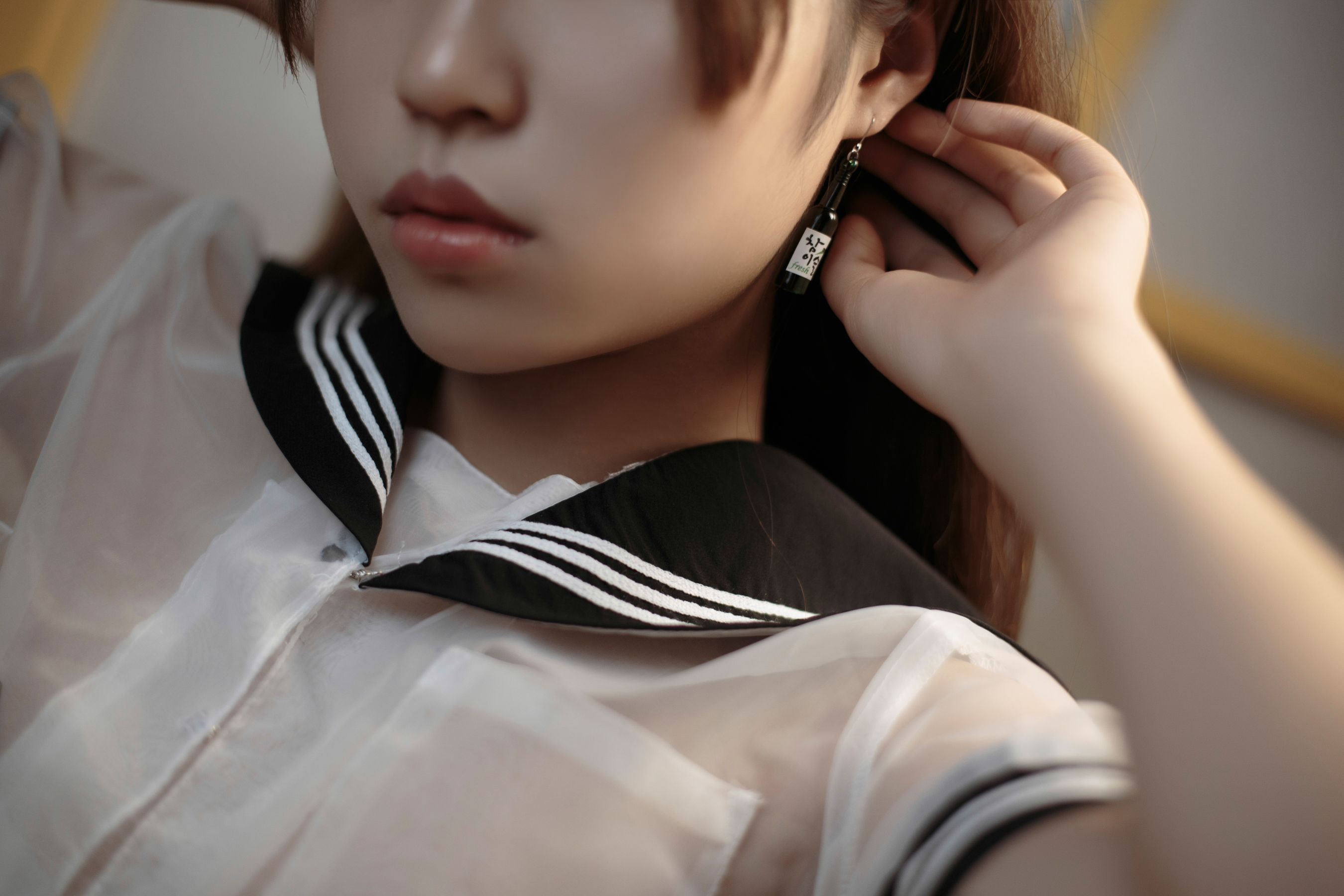 萌妹白易子教主 – 透明水手服 [21P]