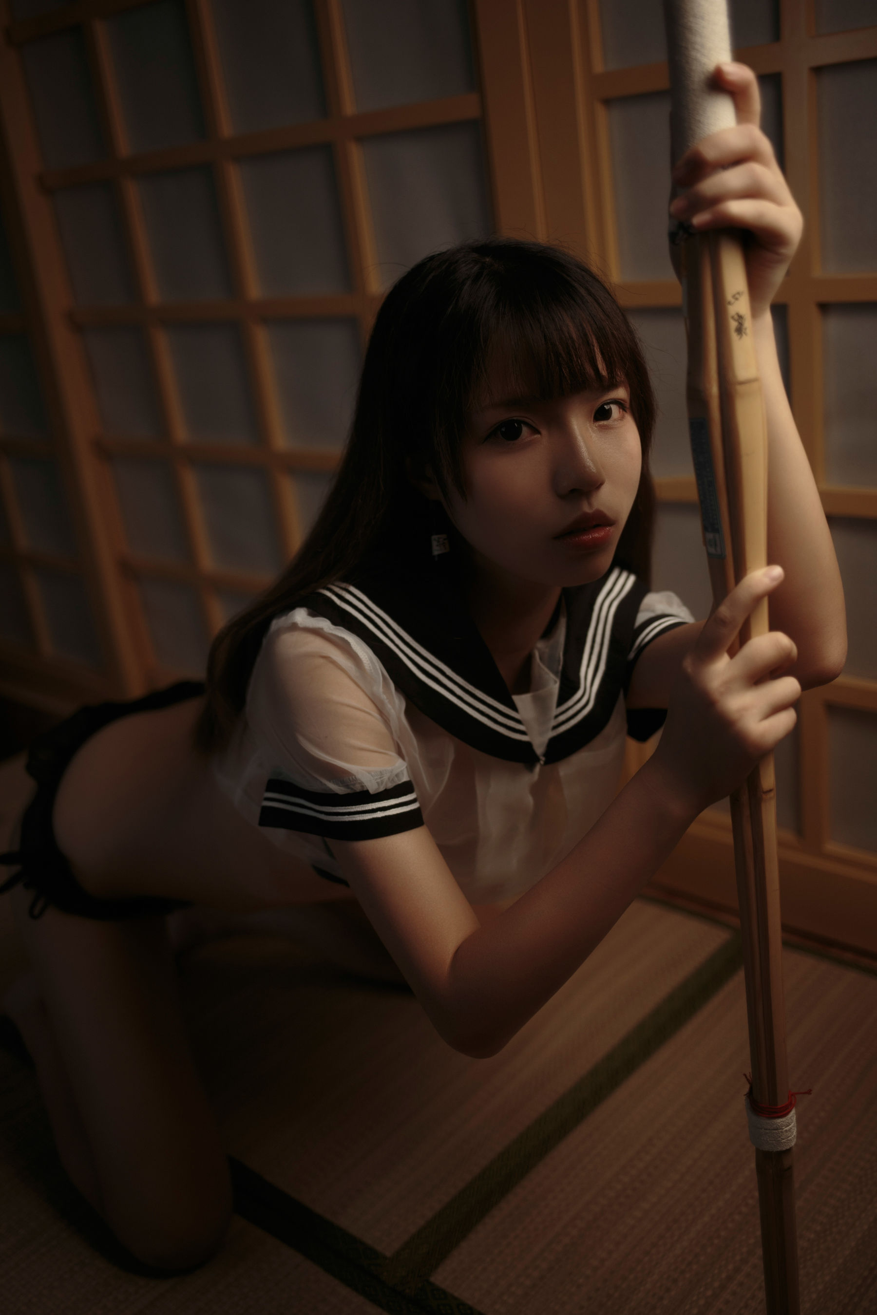 萌妹白易子教主 – 透明水手服 [21P]