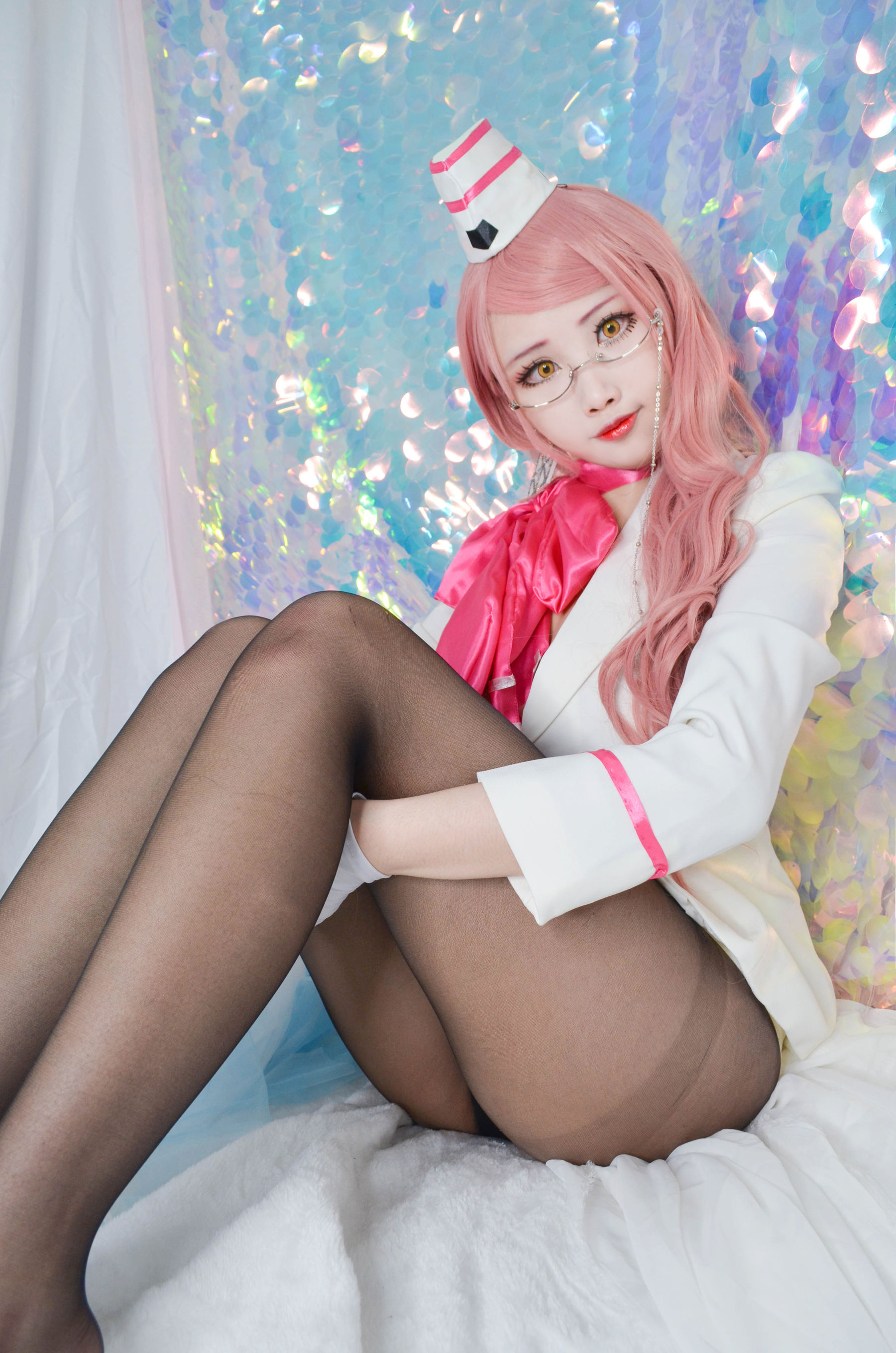 [Cosplay写真] Coser萱-KaYa – 玉藻前 秘书Ver [15P]