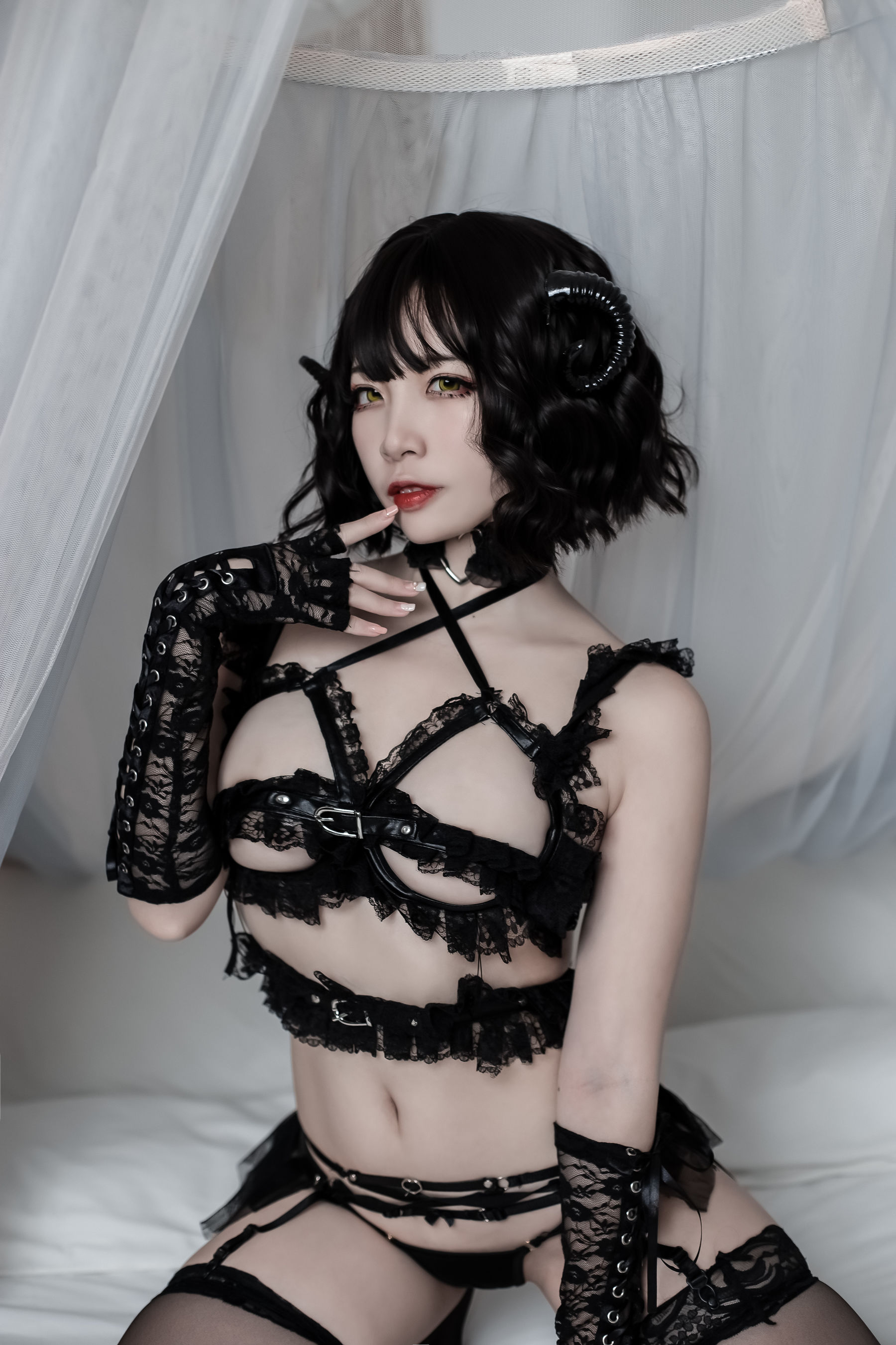 [Cosplay写真] 人气Coser二佐Nisa – 魅魔 [27P]