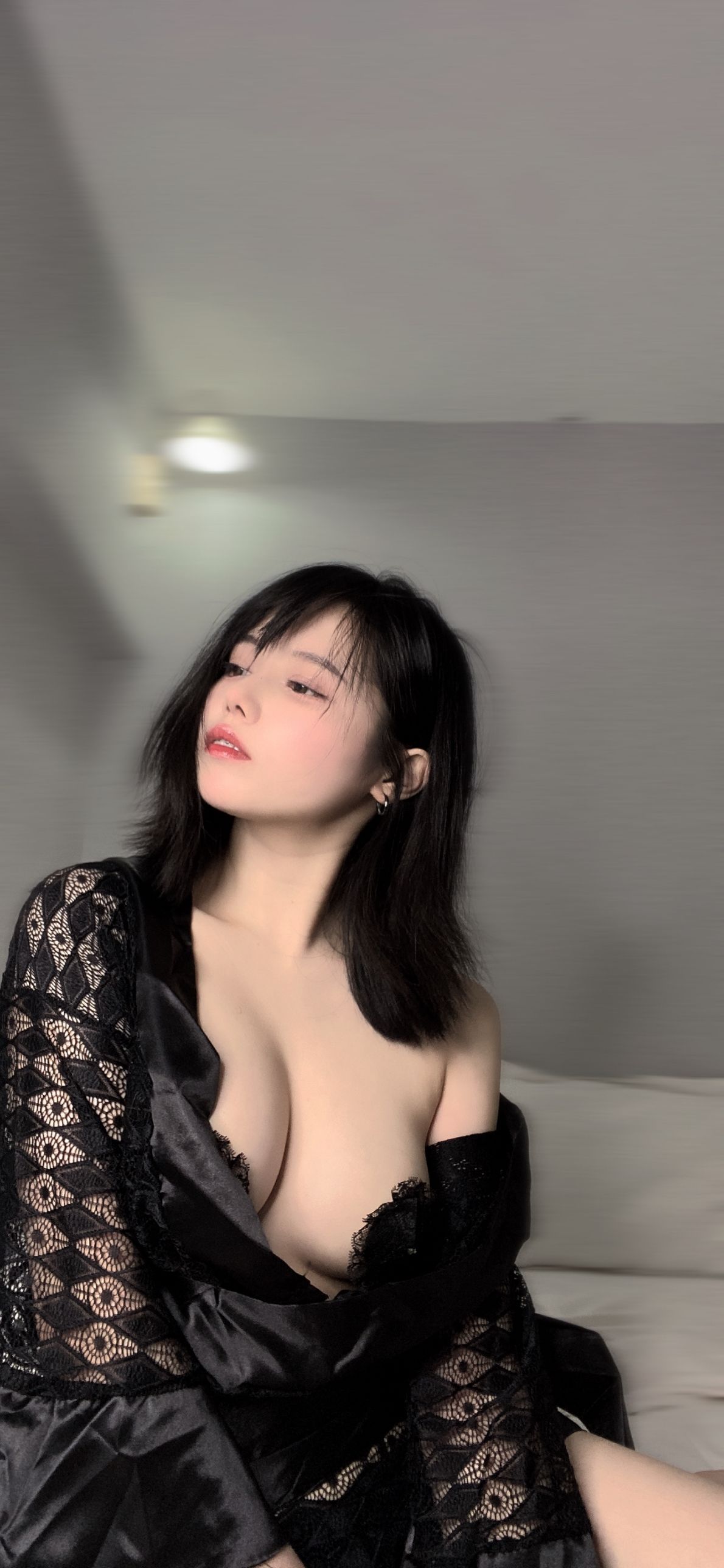 七月喵子 – 回家的诱惑 [46P]