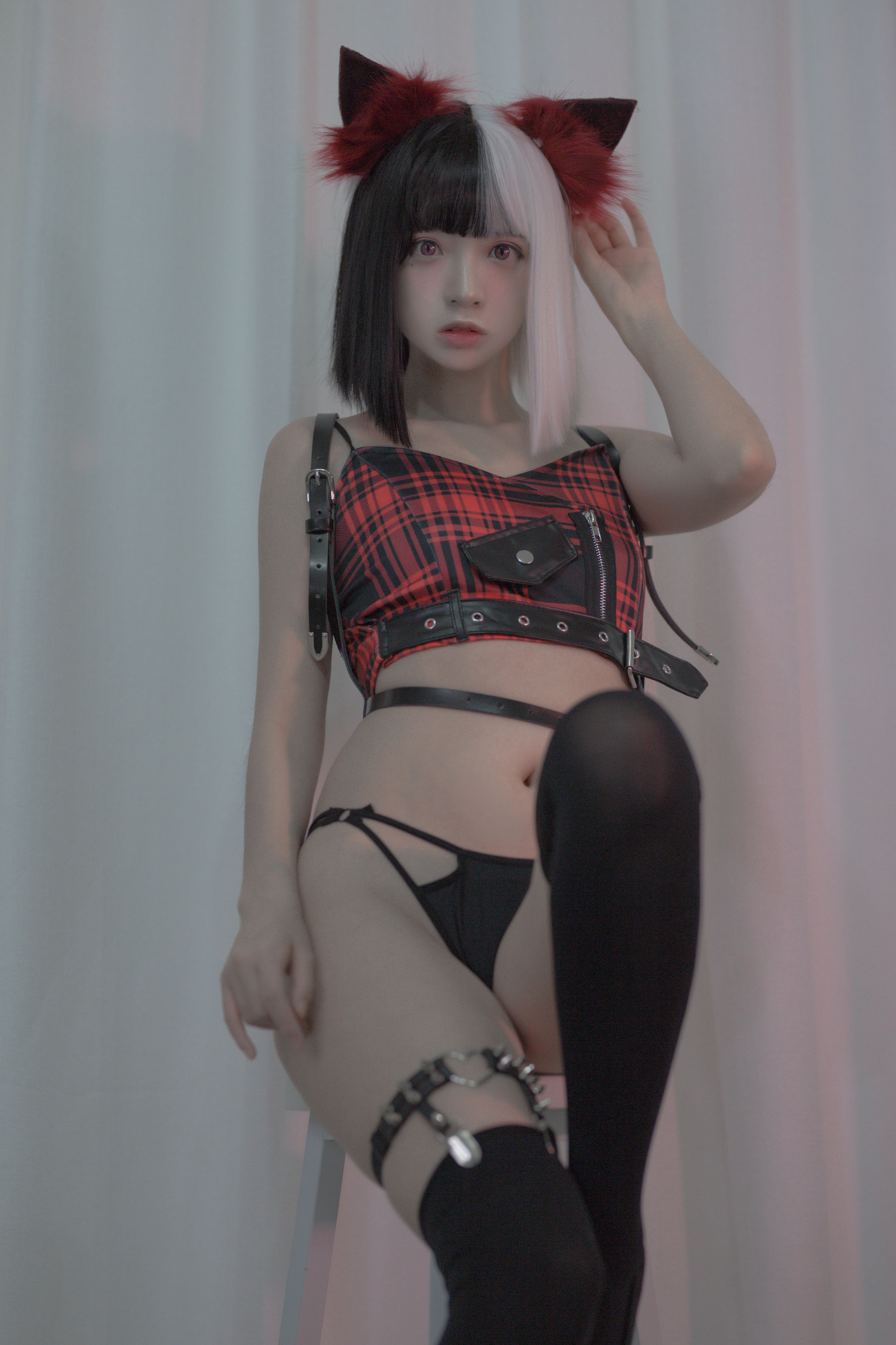 疯猫ss – 黑白魔女库伊拉 [40P]