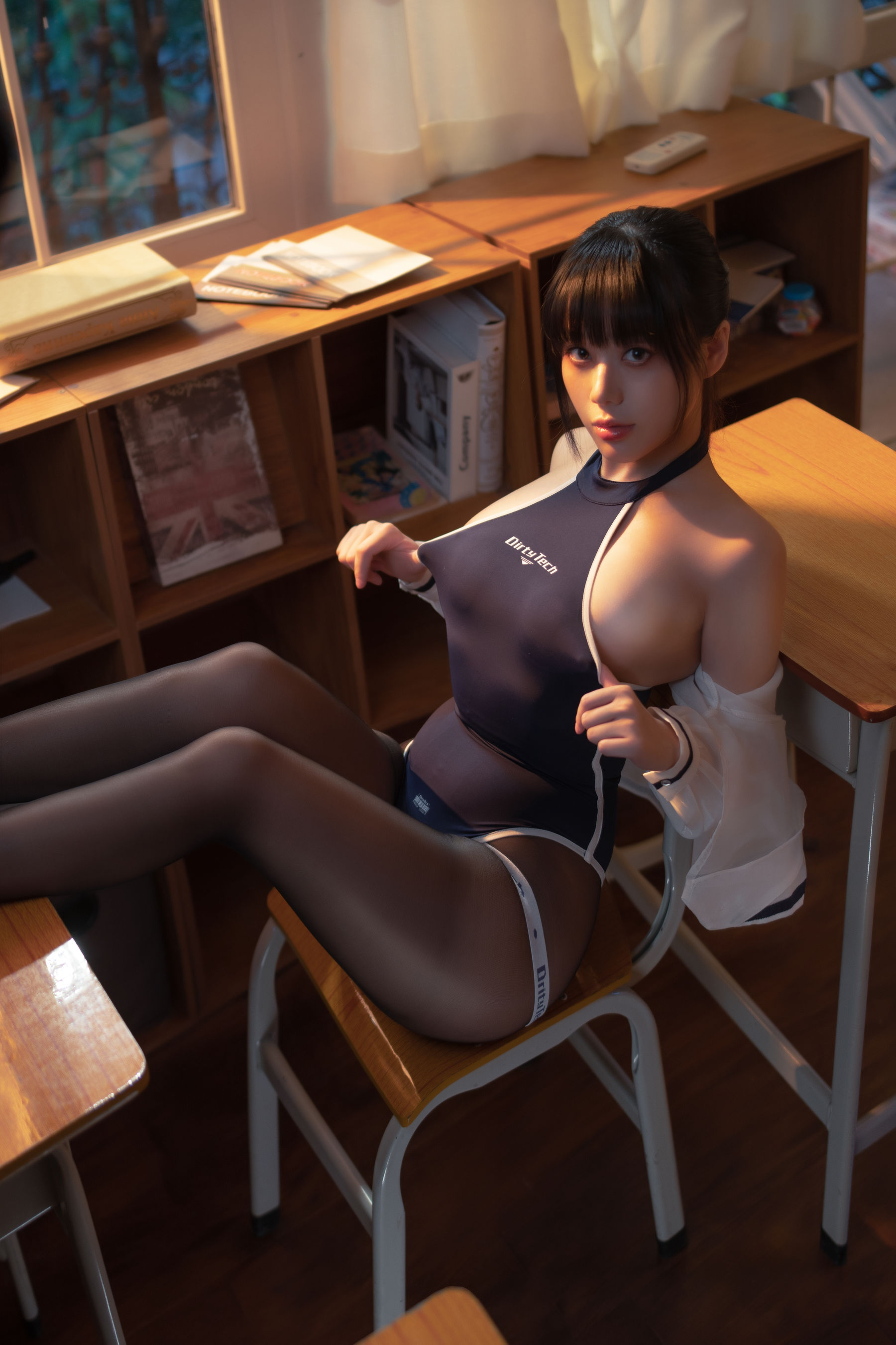 九言 – 竞泳 [65P]