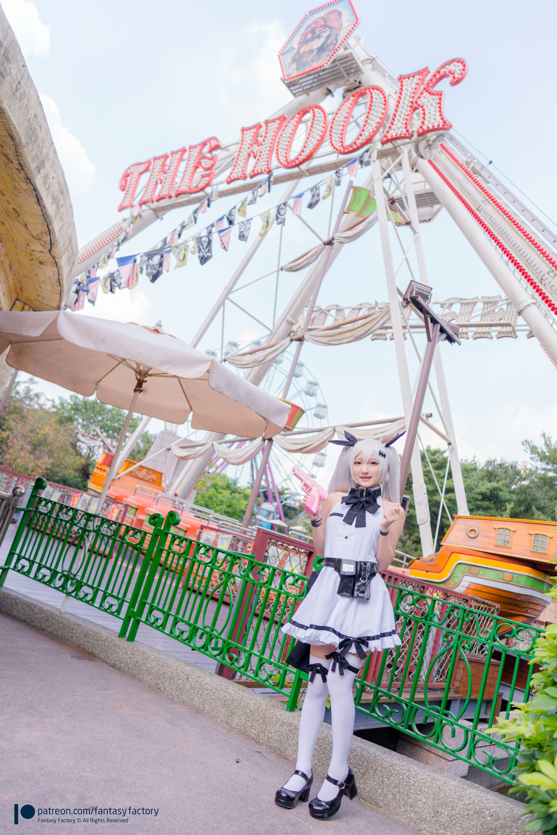 [Cosplay写真] 小丁 《Fantasy Factory》 – 2019.11 黑白 薄纱 网袜 [74P]