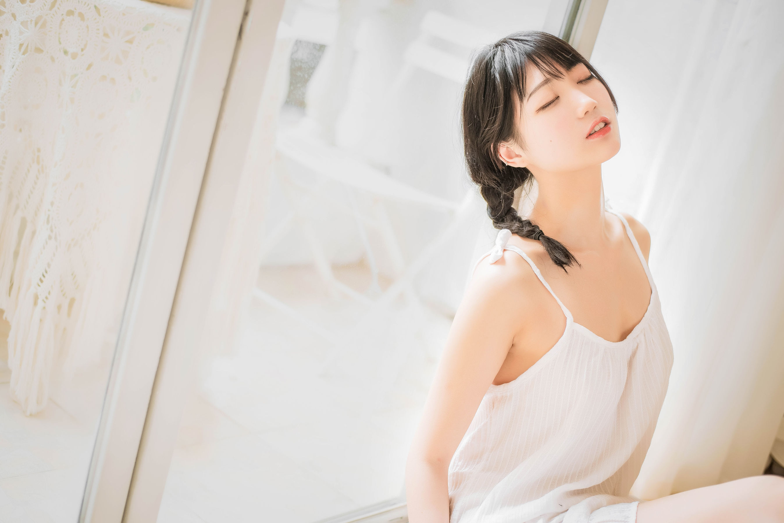 周叽是可爱兔兔 – 盛夏 [19P]