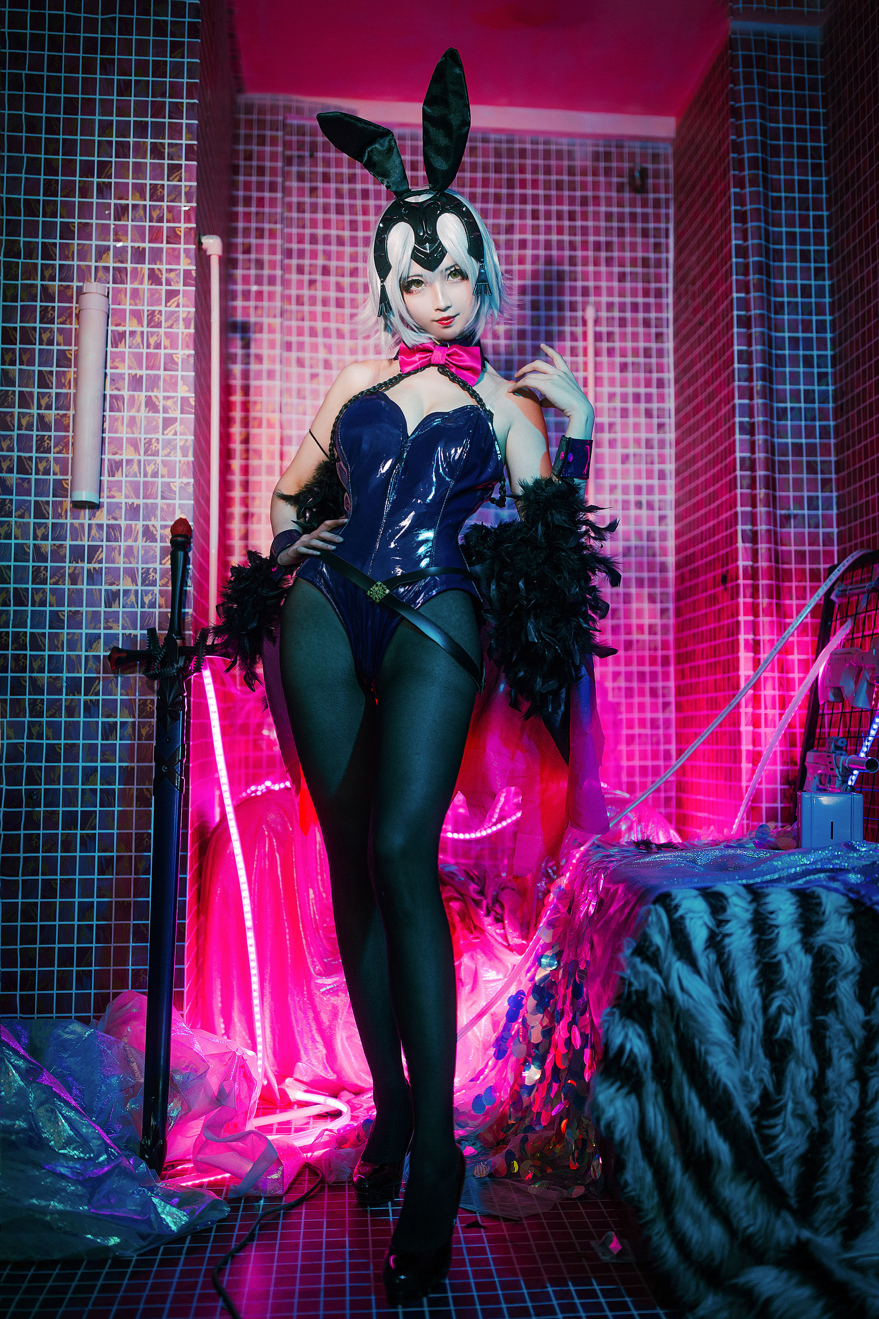 COS福利rioko凉凉子 兔女郎 [13P]