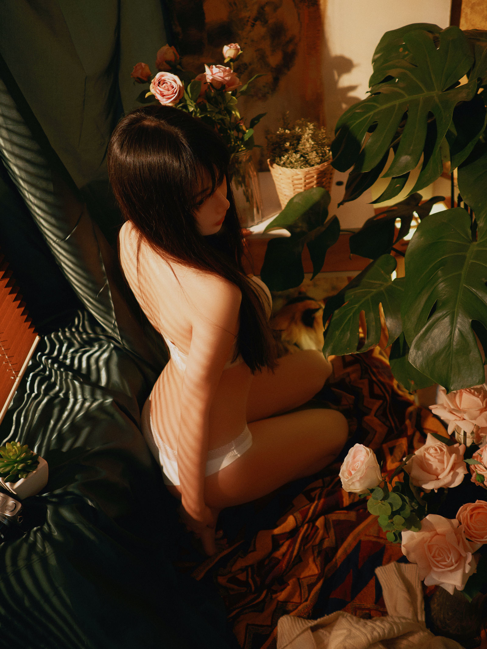 [萝莉COS] Shika小鹿鹿 – 内衣+白衬衣 [9P]