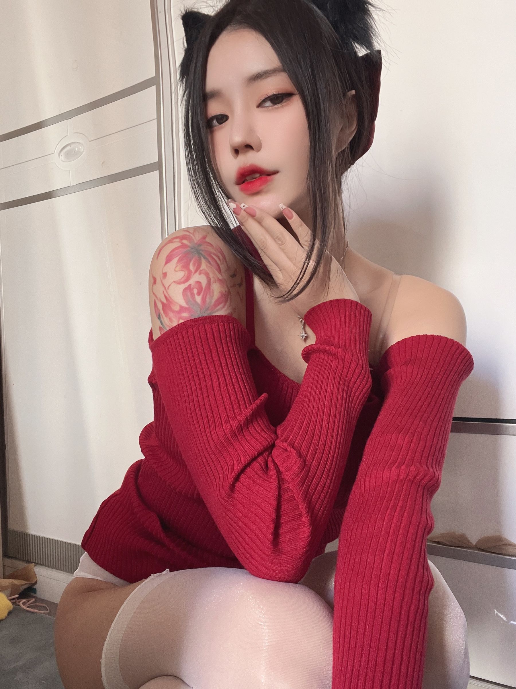 微博妹子 汐 – 圣诞特辑 [51P]