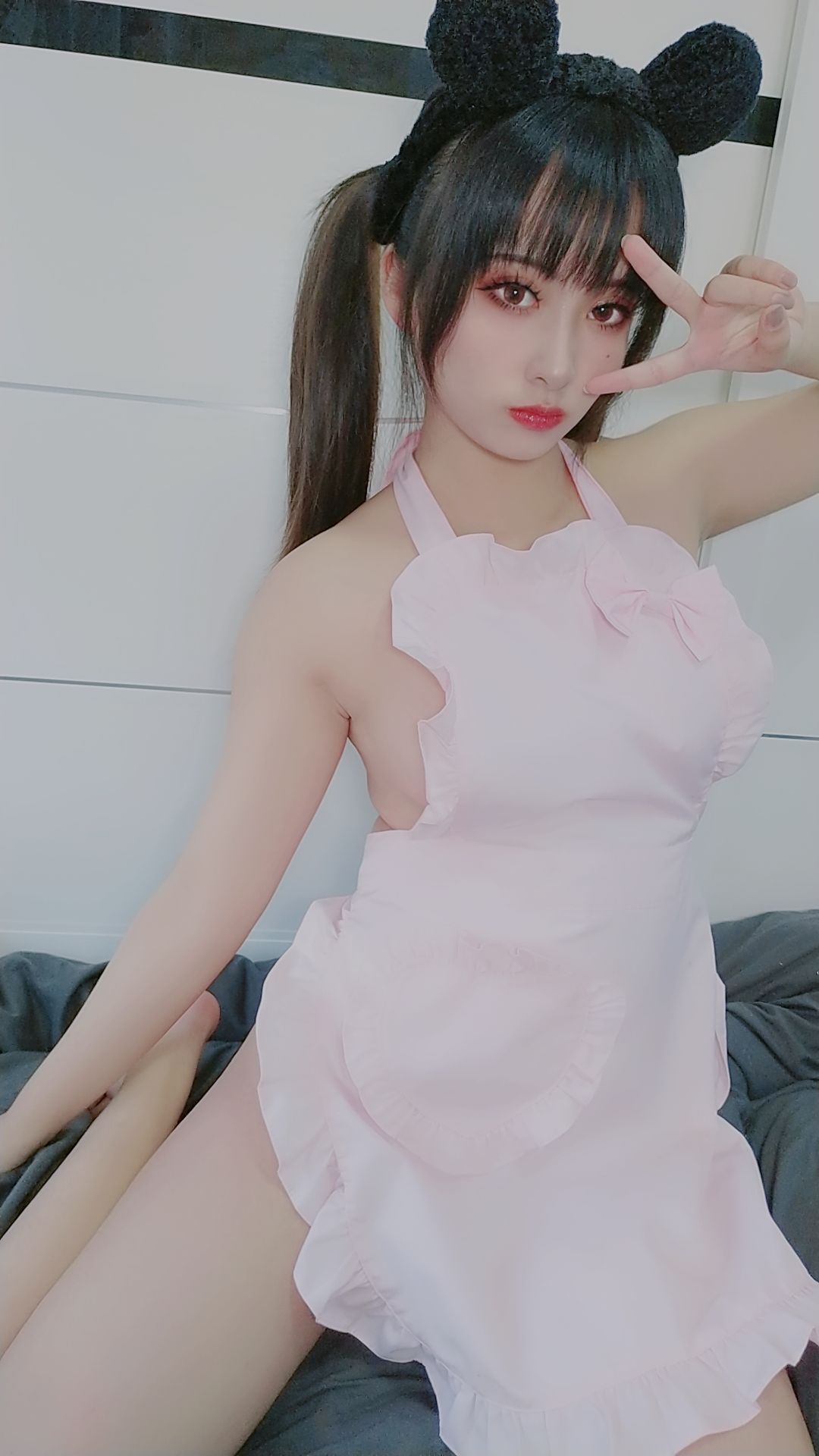 动漫博主洛璃LoLiSAMA – 猫咪围裙 [95P]