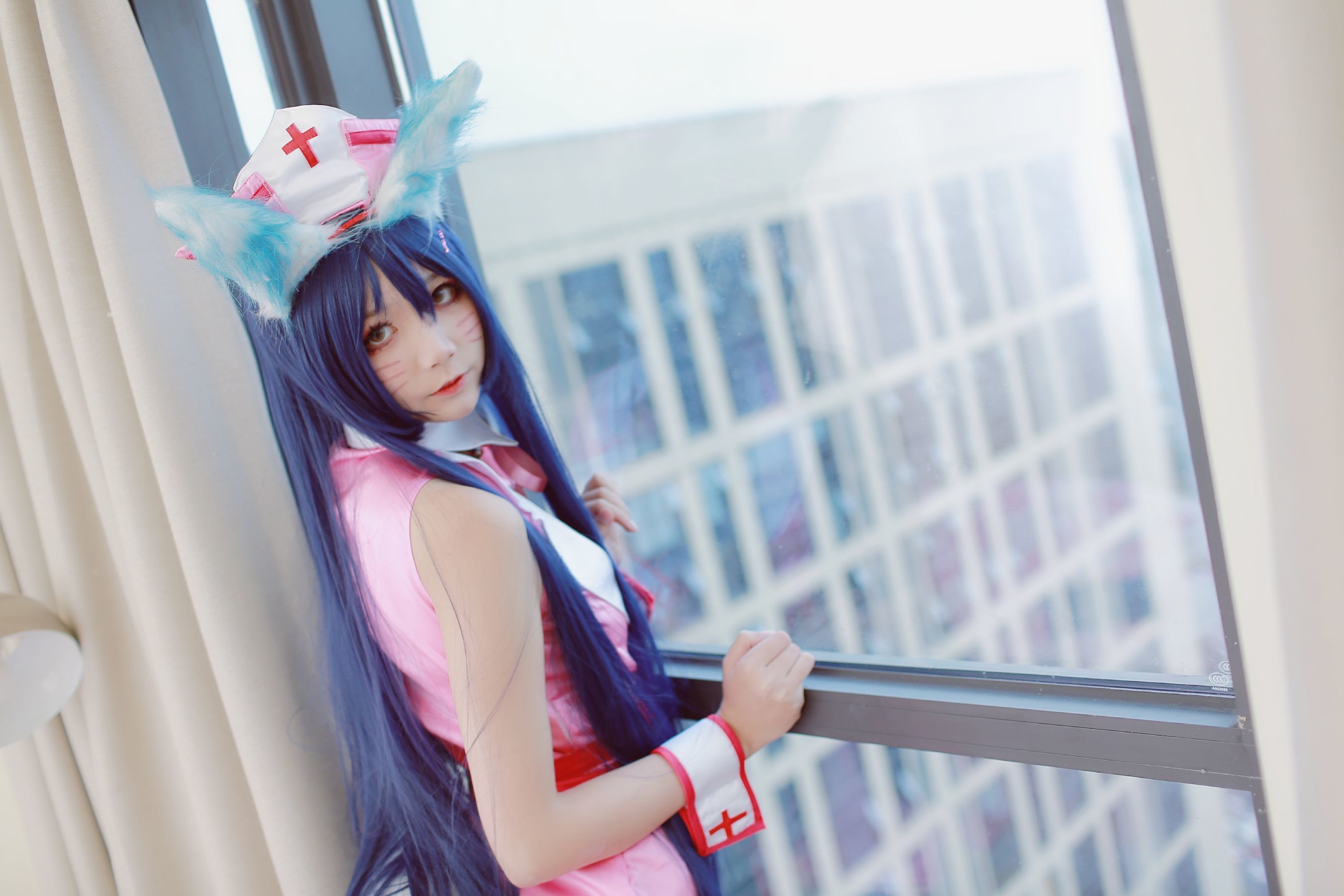 [萝莉COS] 清纯少女五更百鬼 – 阿狸护士服 [37P]