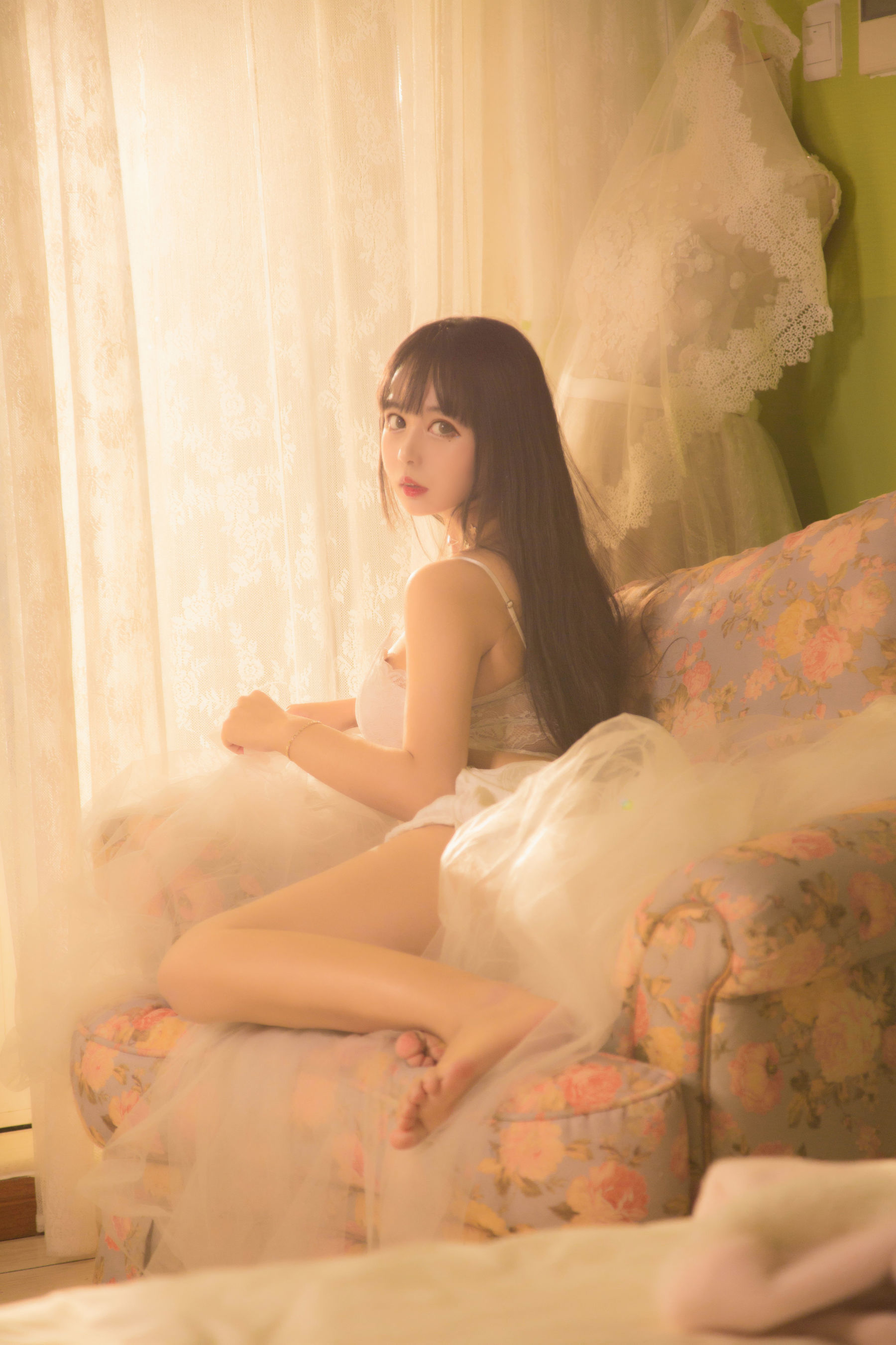 大眼萌妹黑猫猫OvO 少女写真 [26P]