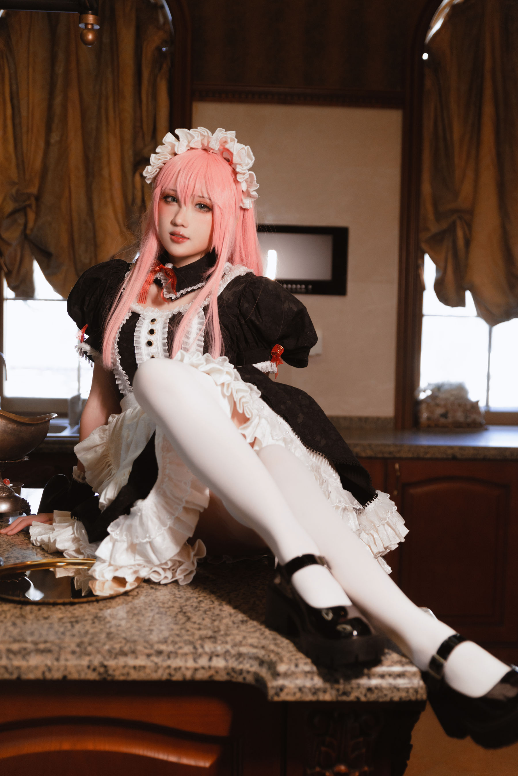 瓦斯塔亚小龙虾 – 女仆 [15P]