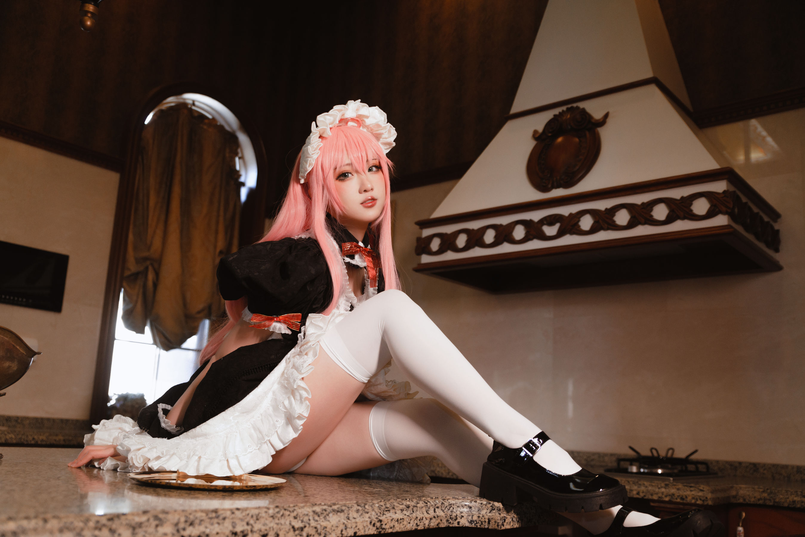 瓦斯塔亚小龙虾 – 女仆 [15P]