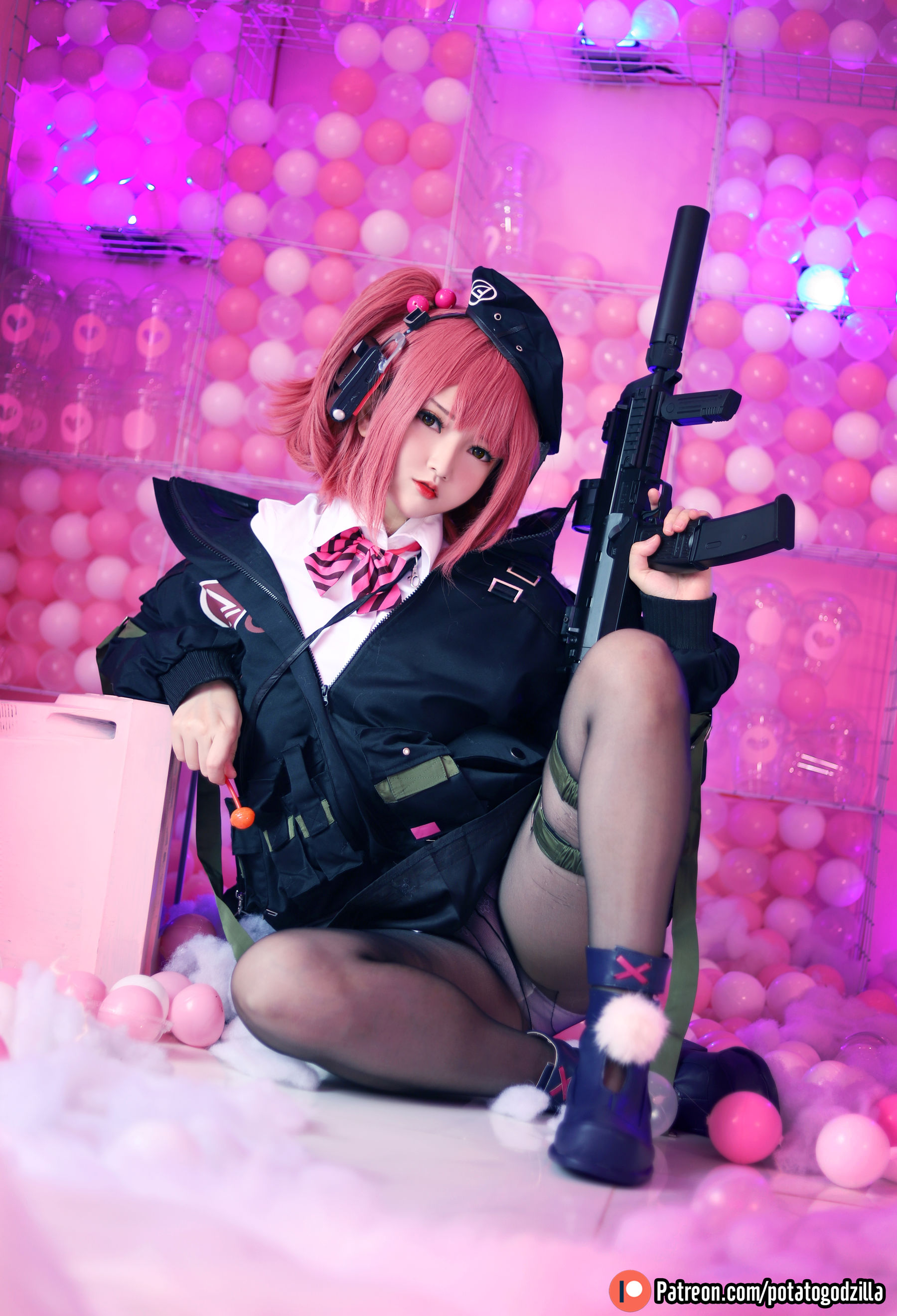 Coser小姐姐Potato Godzilla – MP7 (Girls Frontline) [40P]
