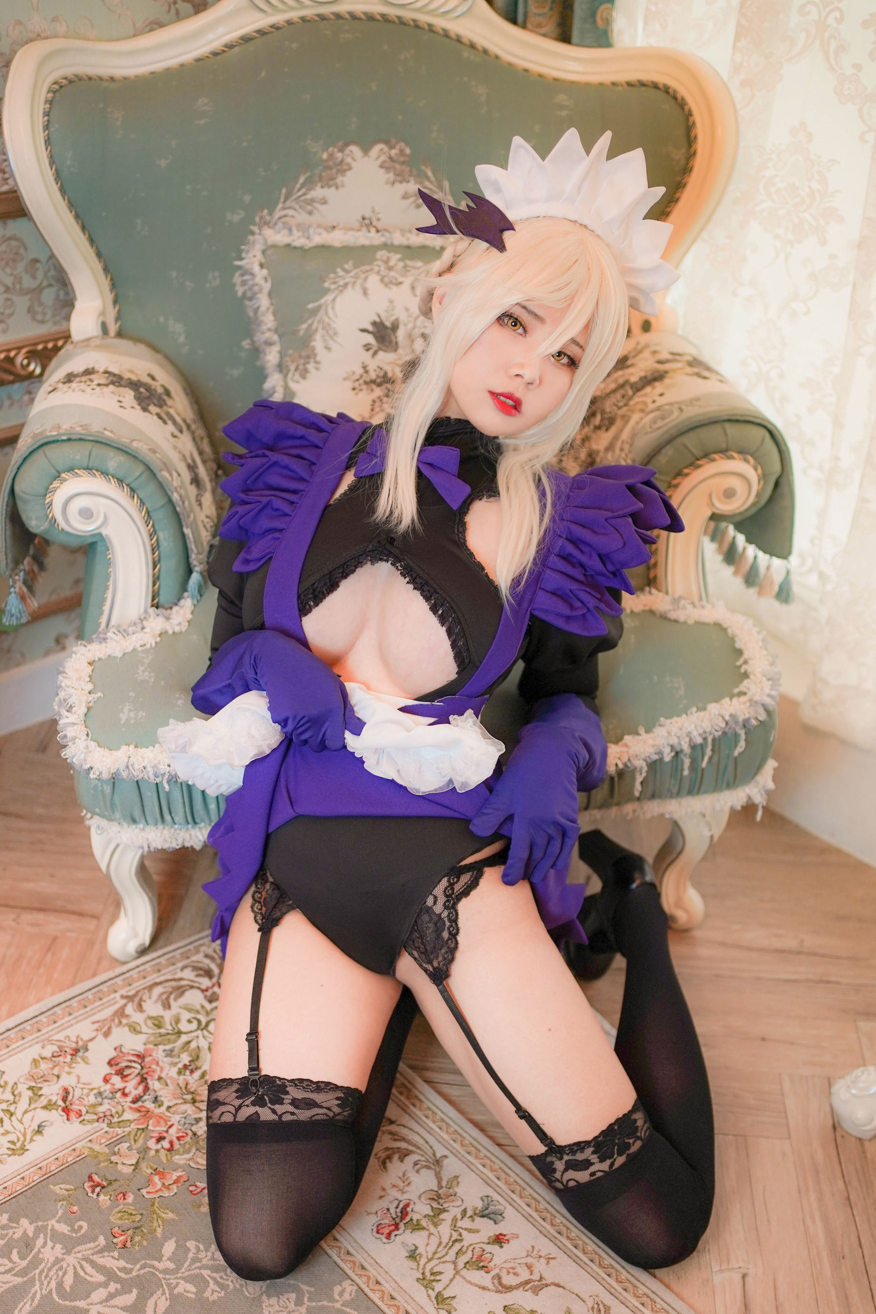 Coser萱-KaYa – 泳装阿尔托莉雅女仆 [24P]