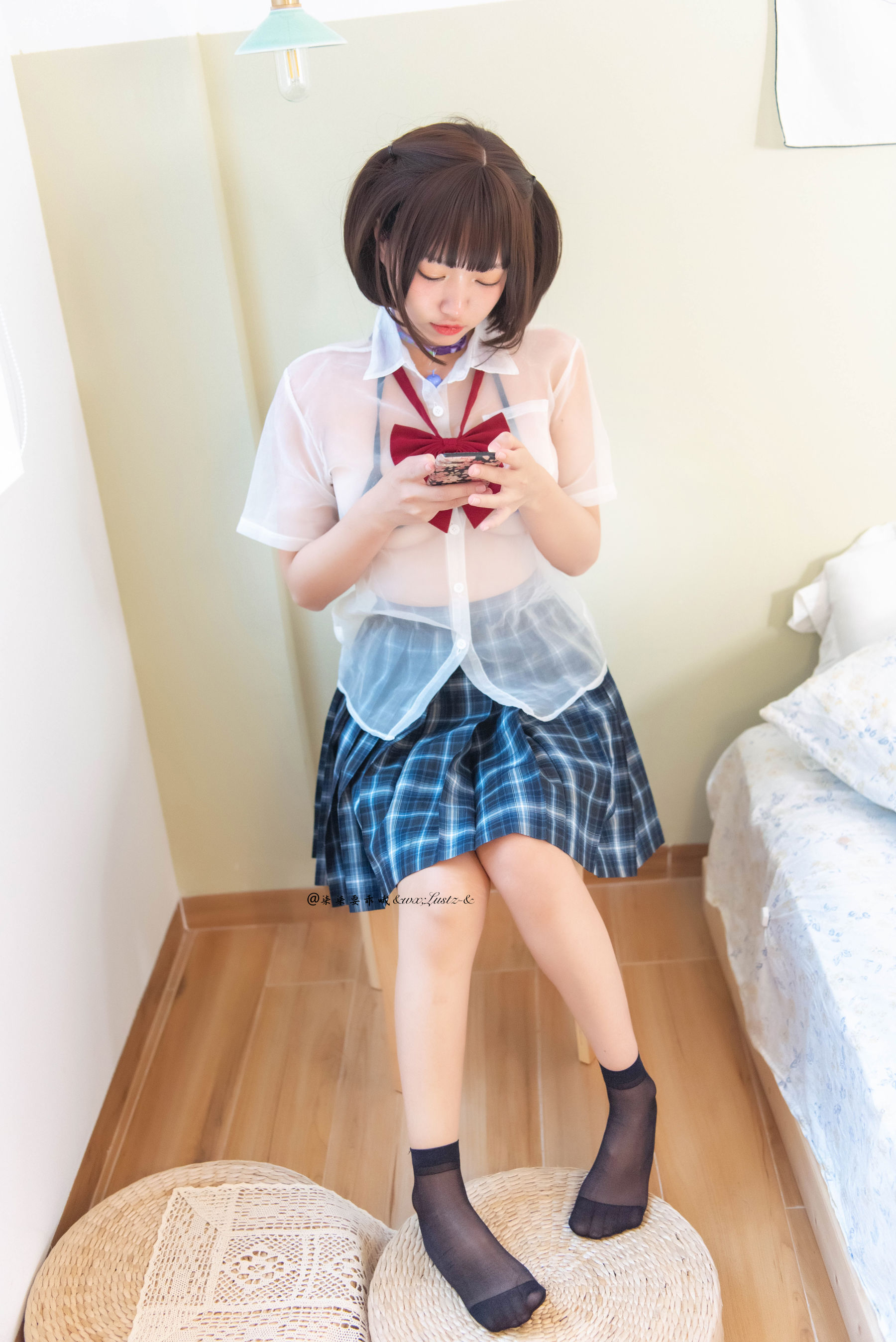 动漫博主柒柒要乖哦 – 晚间约会 [40P]