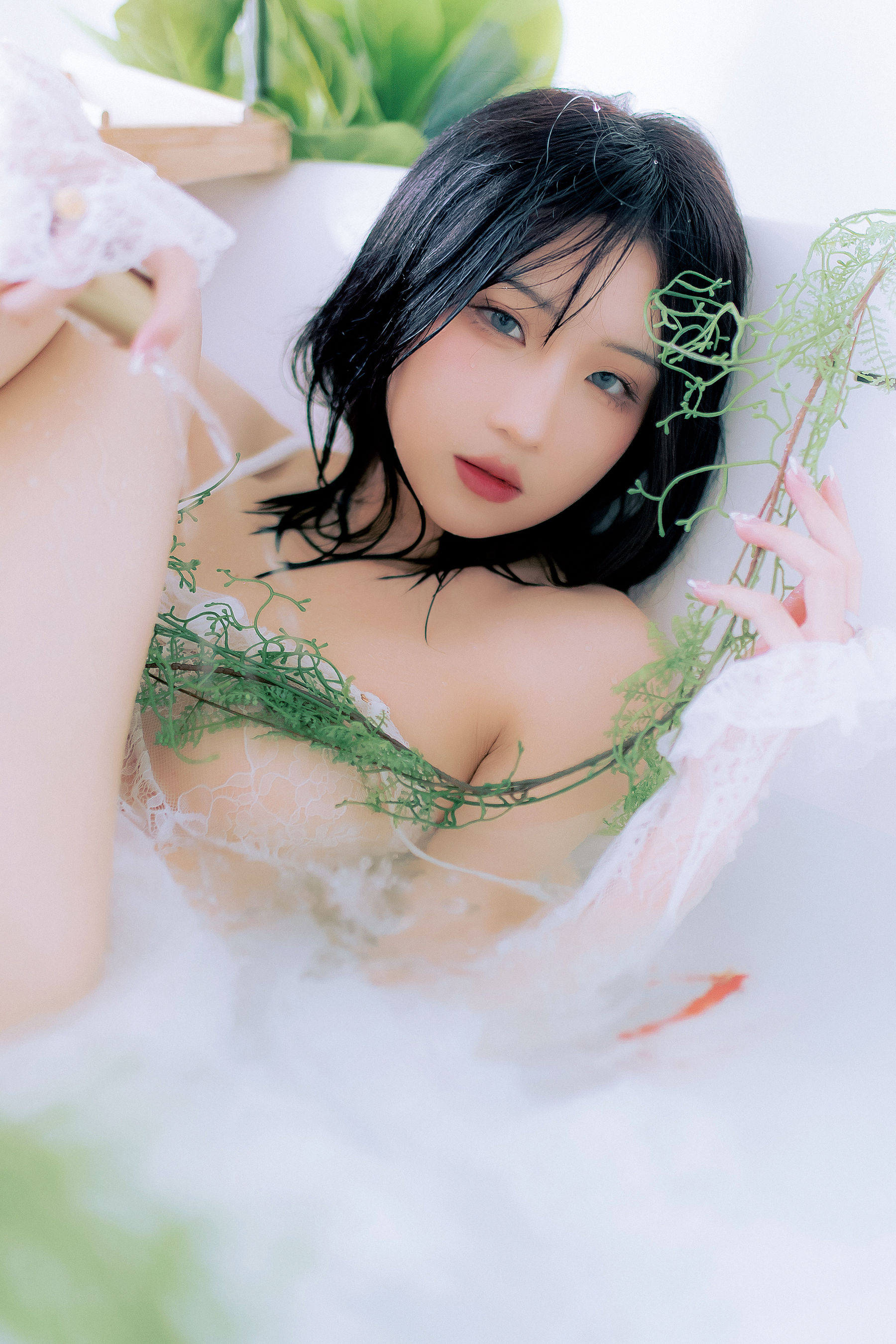 瓦斯塔亚小龙虾 – 鲸 [23P]