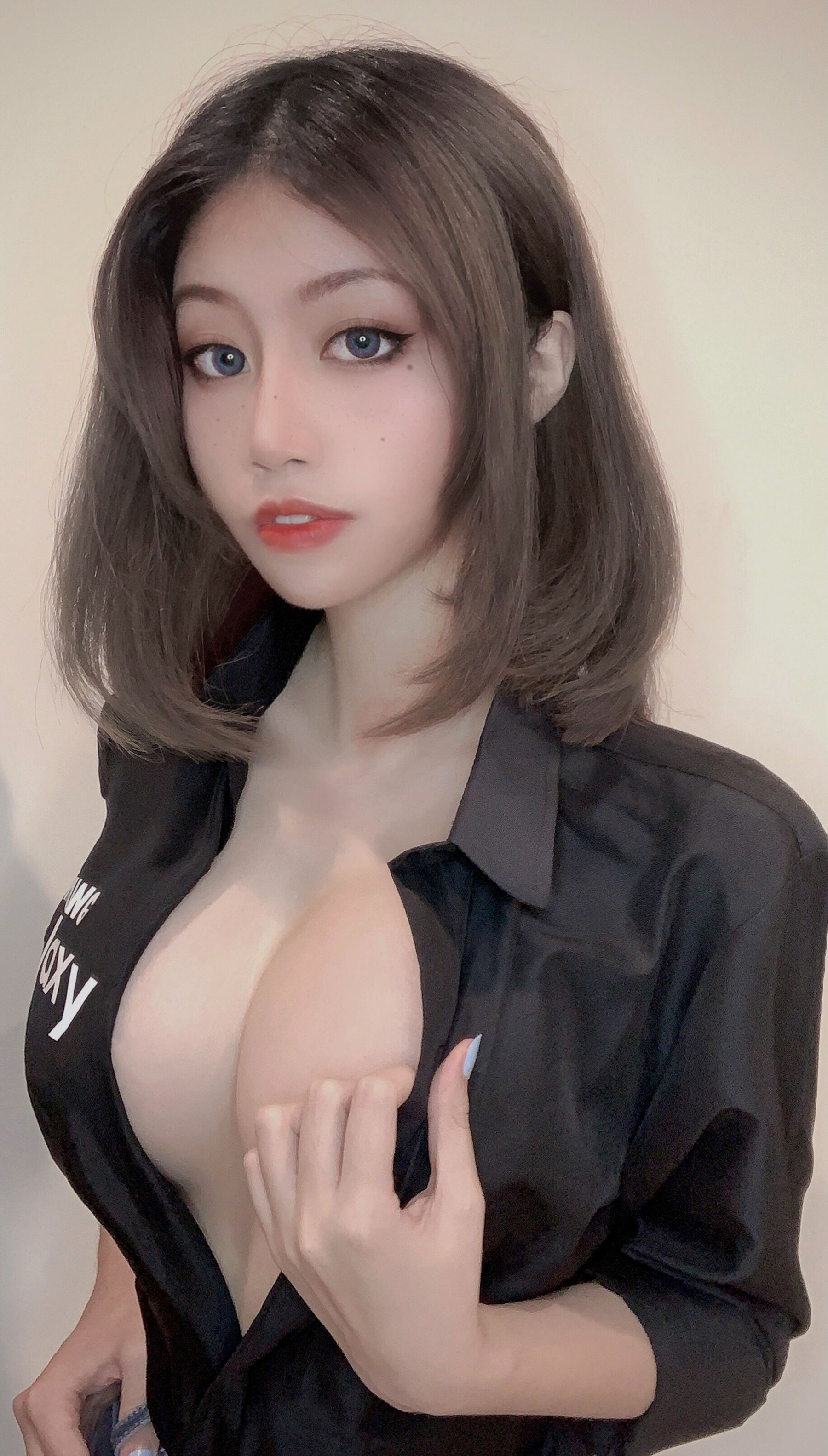 Ain Nguyen – Samsung Sam [15P]