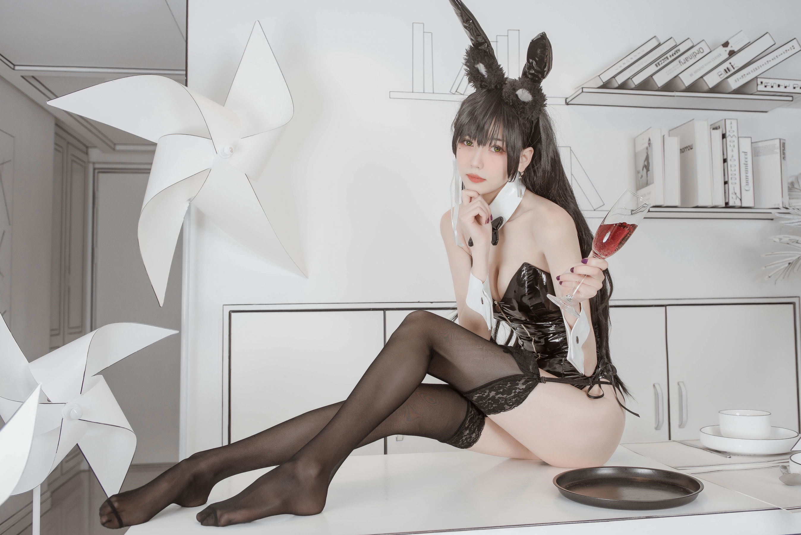 小妖精你的负卿 爱宕兔女郎 [30P]