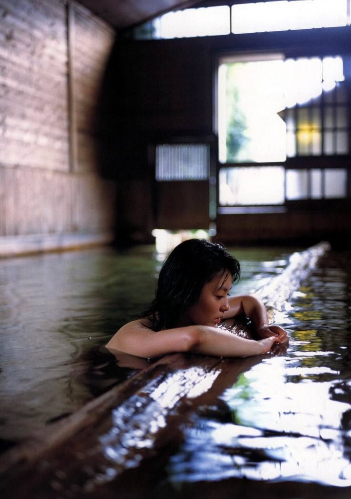 本假屋唯香 本仮屋ユイカ 《モトカリ屋》 [80P]