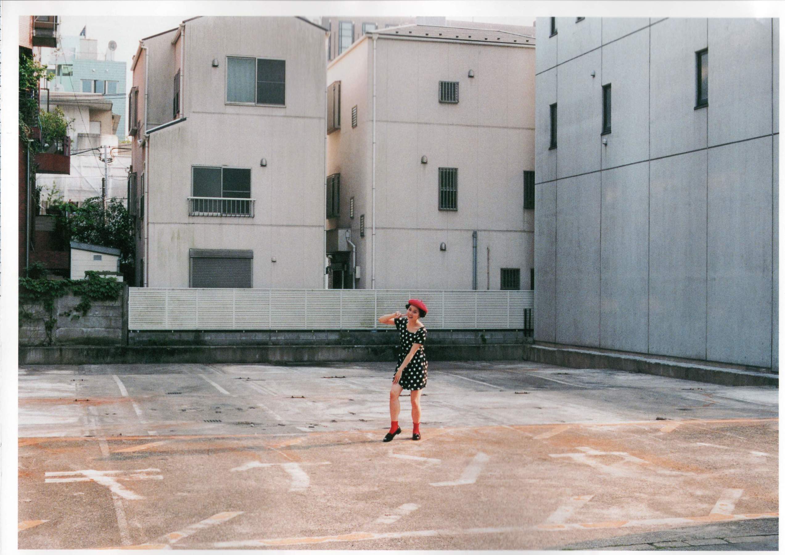 奥仲麻琴 《RUN RUN まこと》 摄影 川岛 小鸟 [156P]