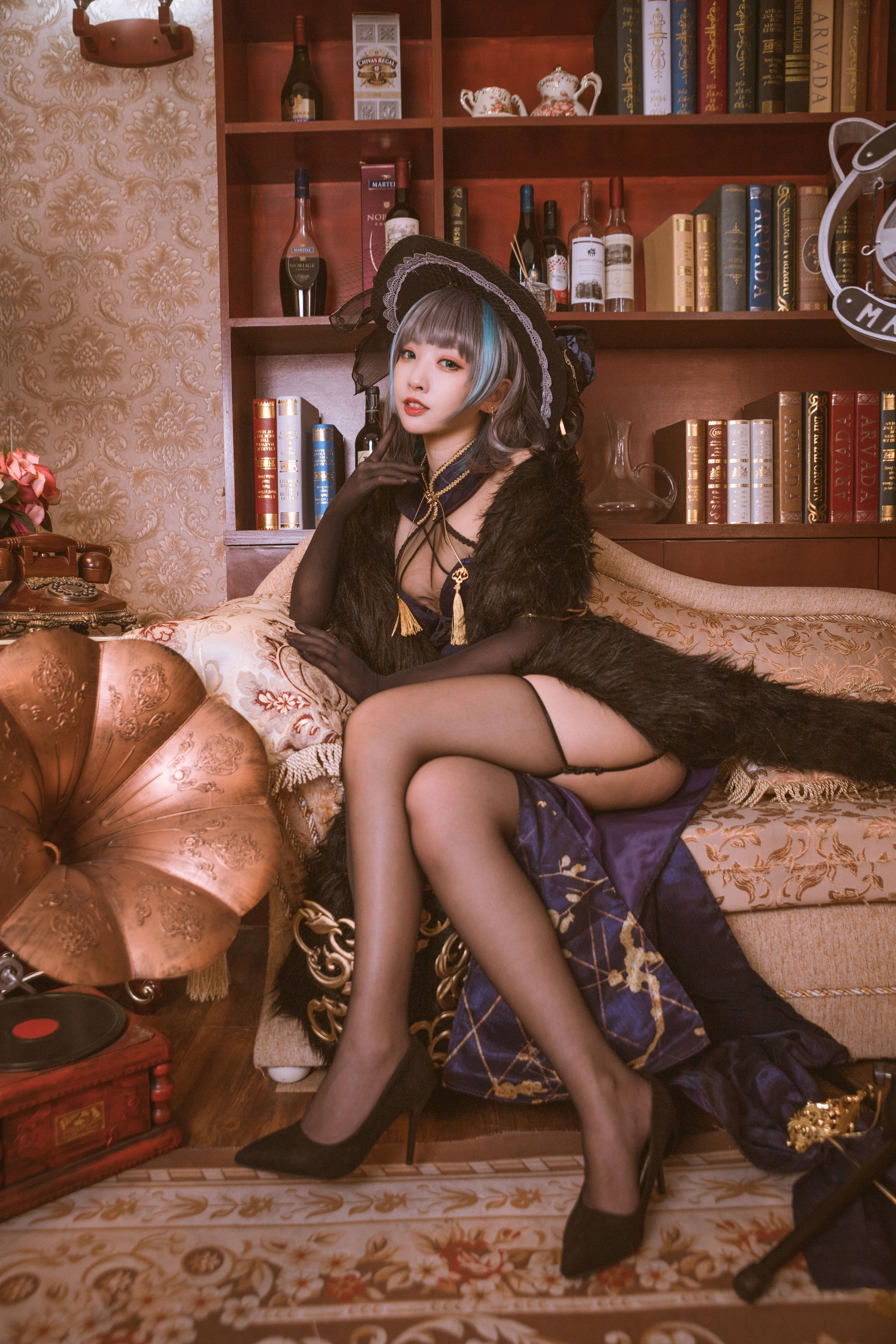 宫本桜 – 柴郡旗袍 音乐绚烂CaitSith [20P]