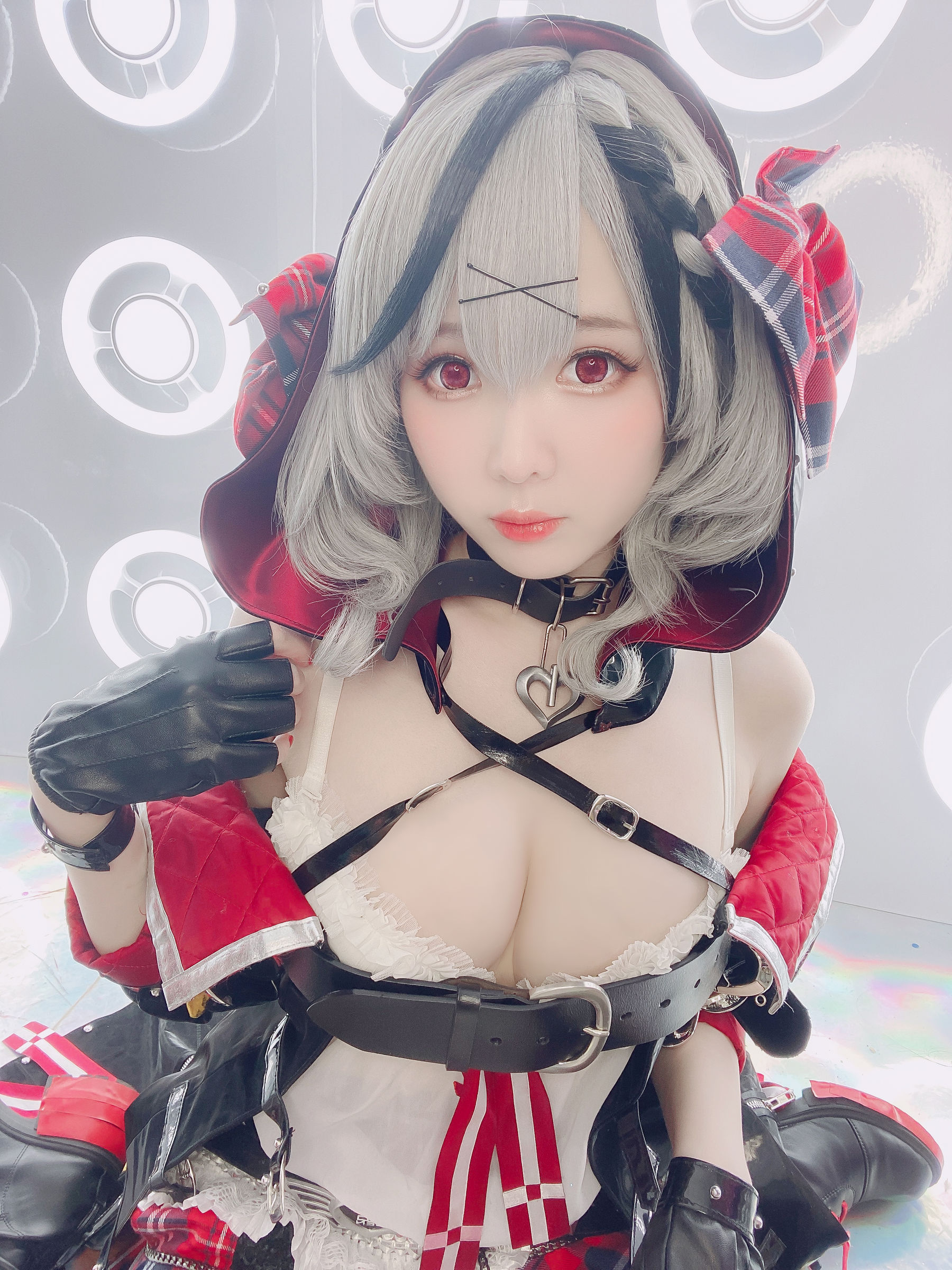 微博妹纸霜月shimo[fantia] 2022-12-11 沙花叉クロヱちゃん！ [15P]