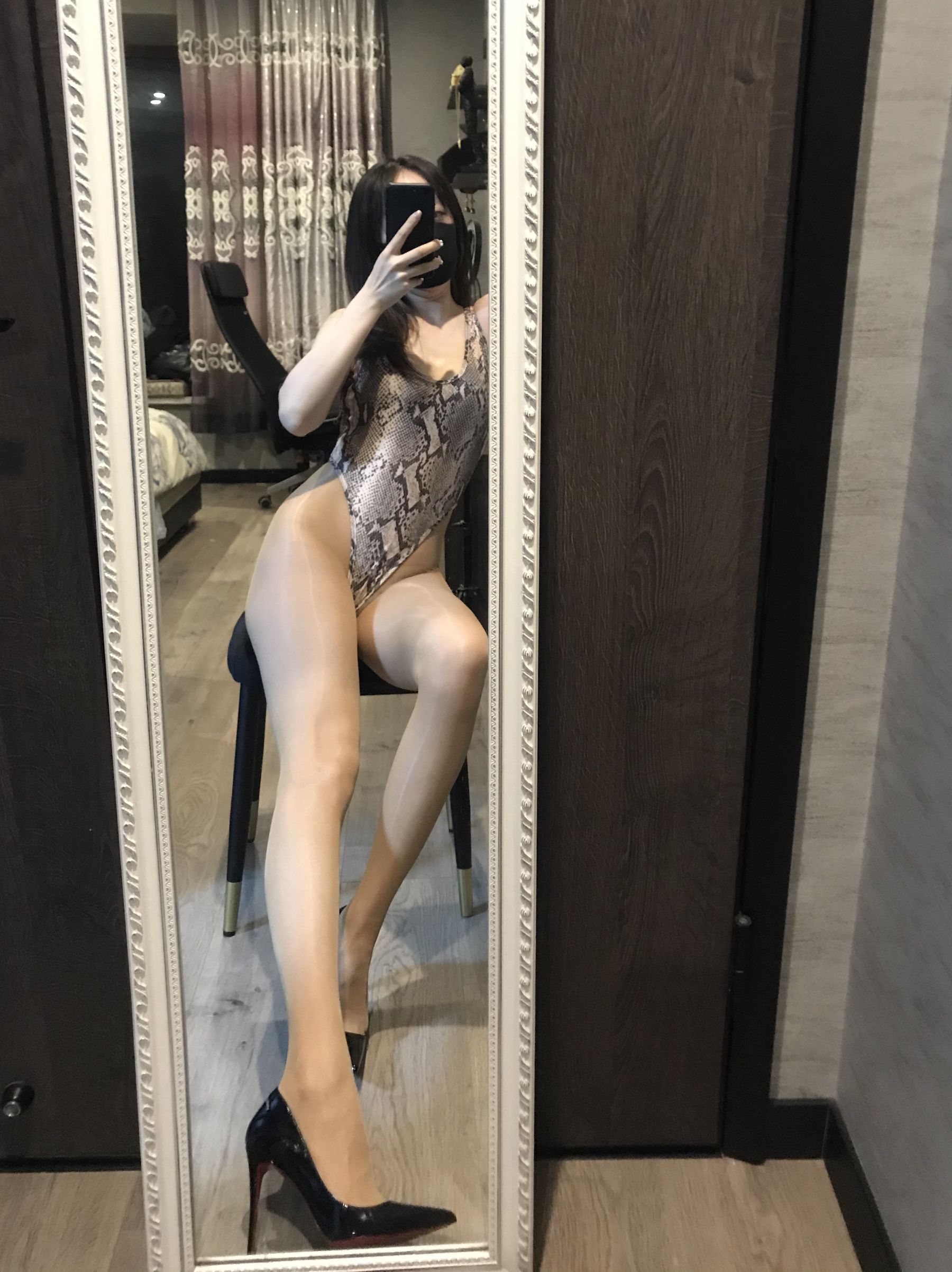 丝足博主麋鹿_Monroe 2020.06.20 丝享 [29P]