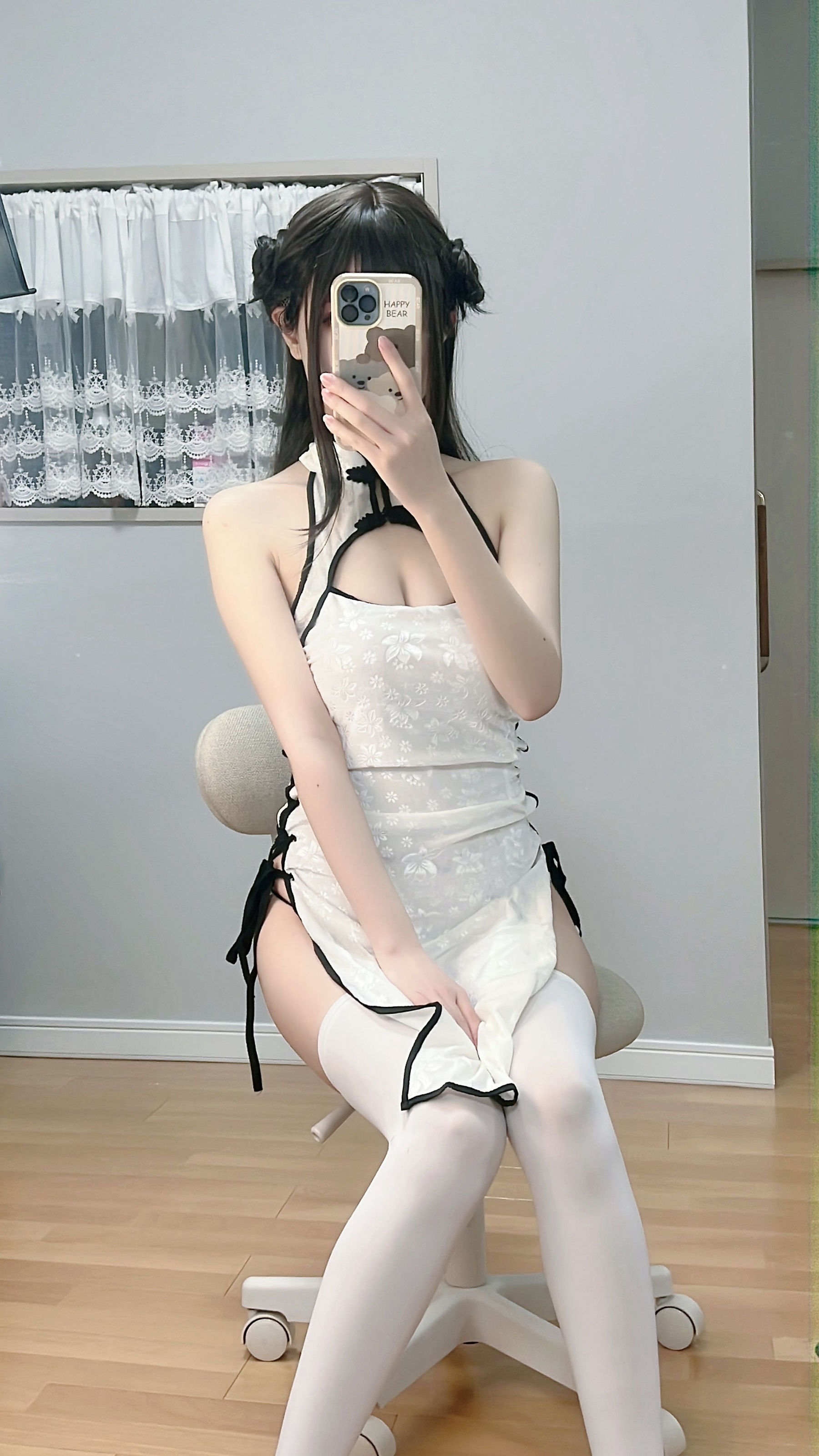 千阳(ちよ) – 旗袍全身速报 [11P]