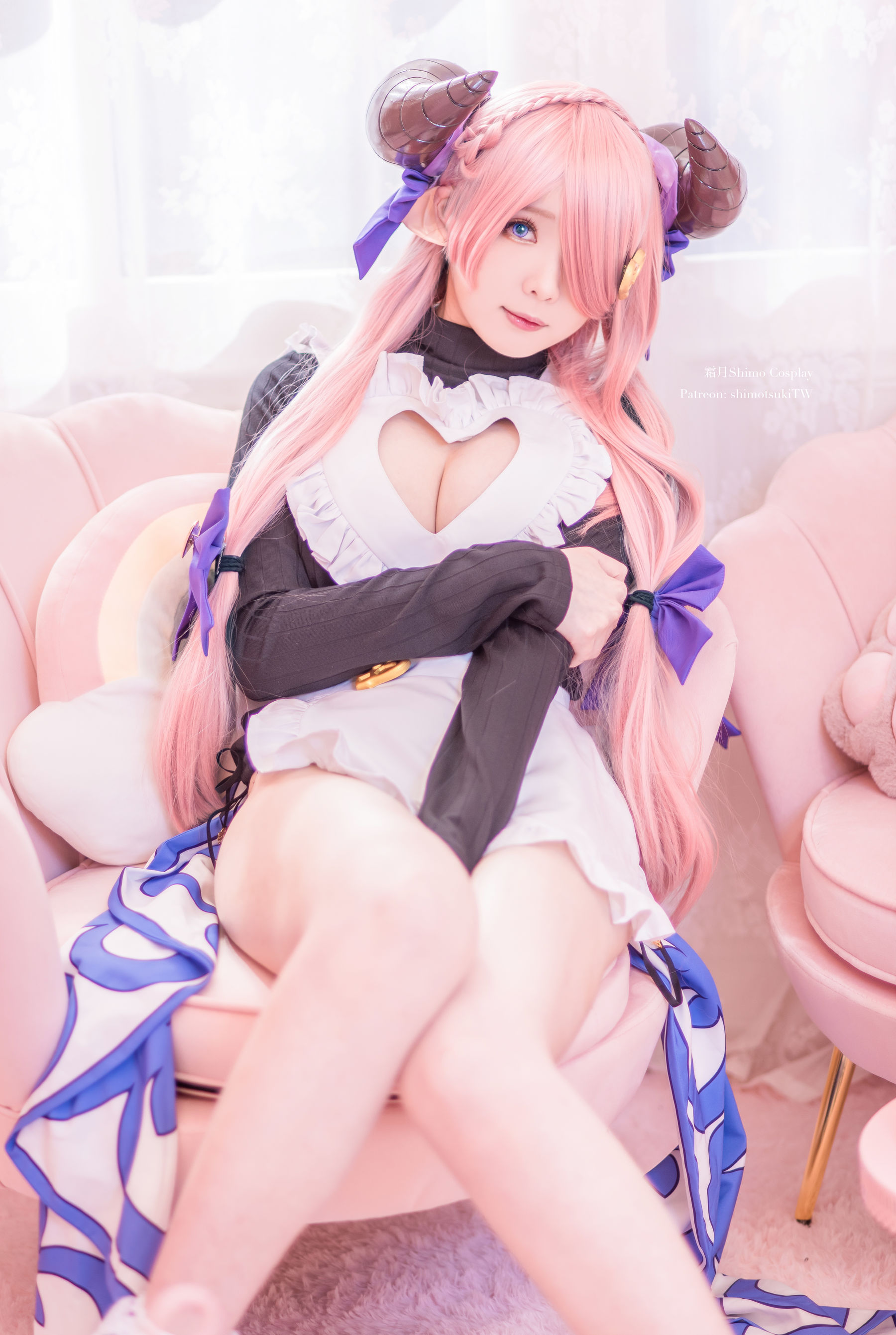 微博妹纸霜月shimo – 娜露梅雅 情人节 [12P]