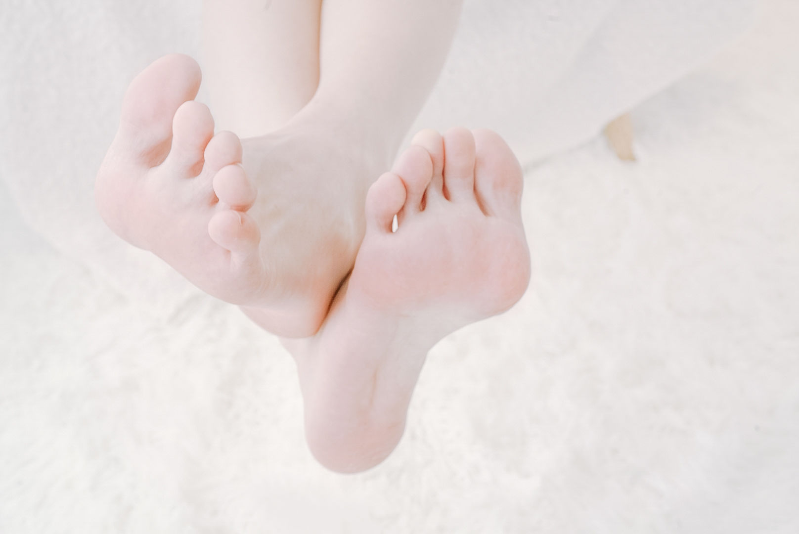 萌妹子眼酱大魔王w – 裸足女仆 [12P]